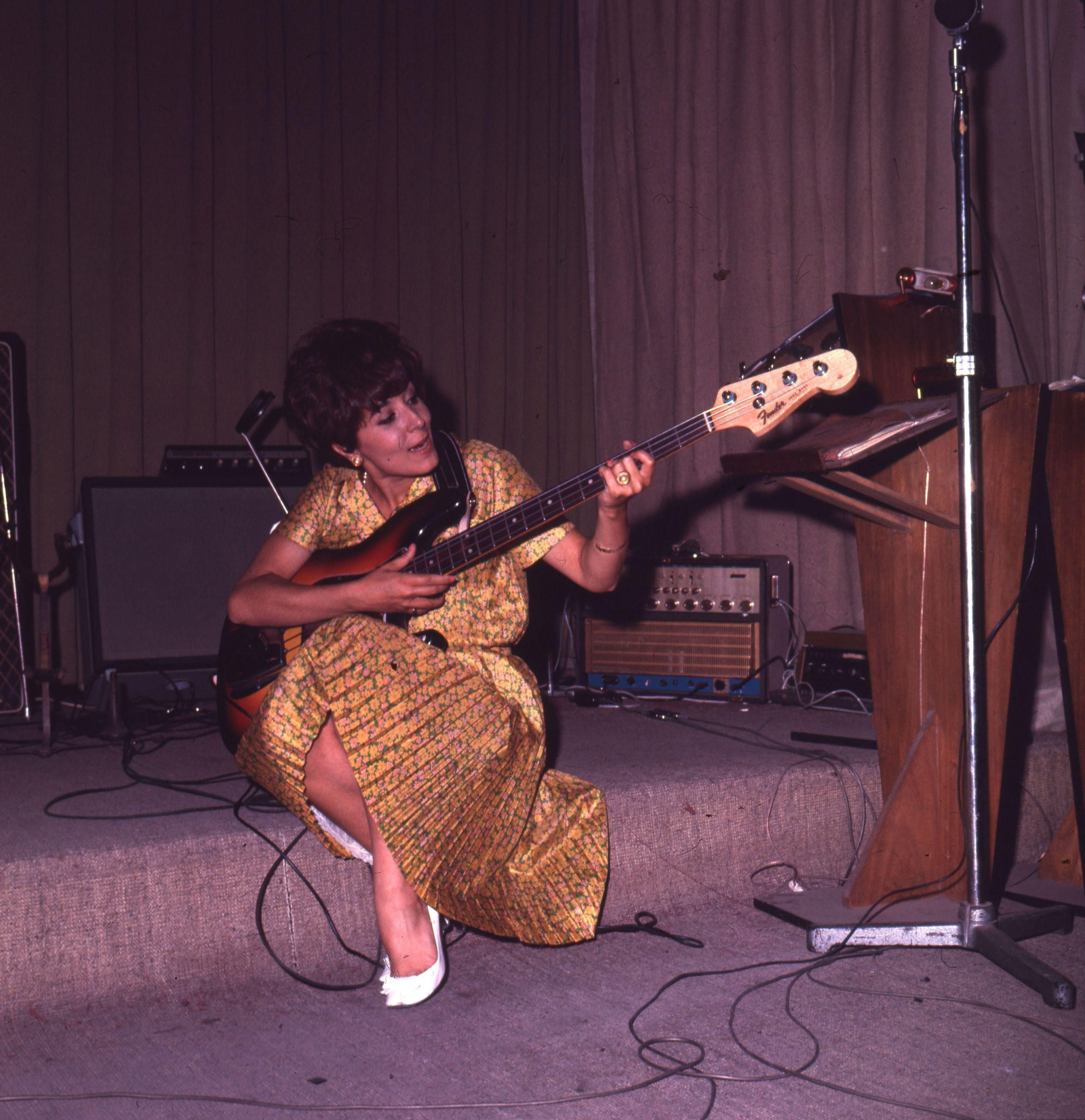 Concha Velasco, la 'Chica ye-yé': un recorrido a las imágenes de su vida