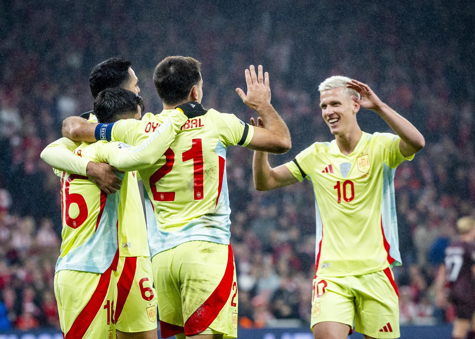 Las fotos del Dinamarca - España