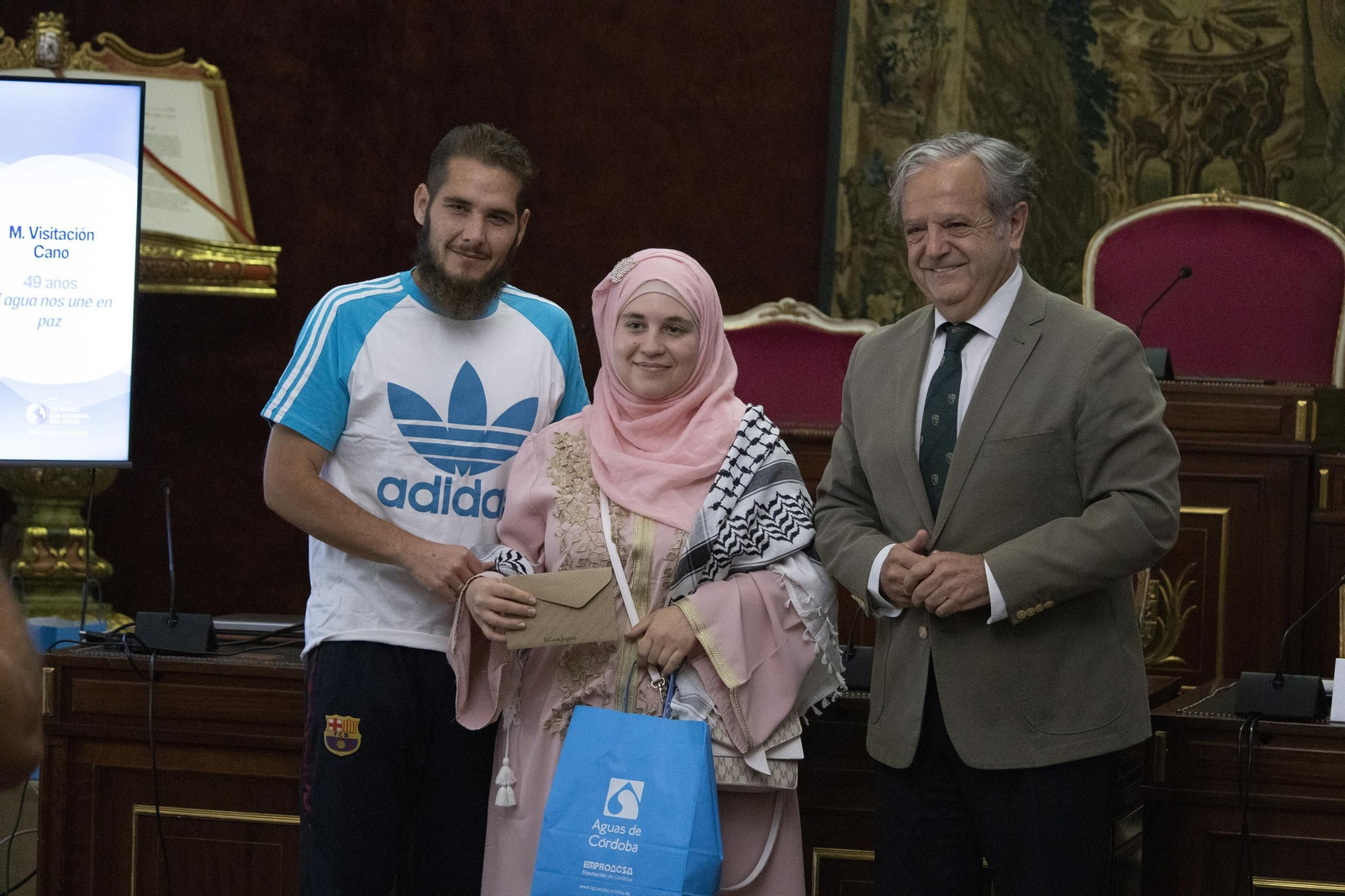Las mejores imágenes de la entrega de premios del II Certamen de Dibujos en conmemoración del Día Mundial del Agua