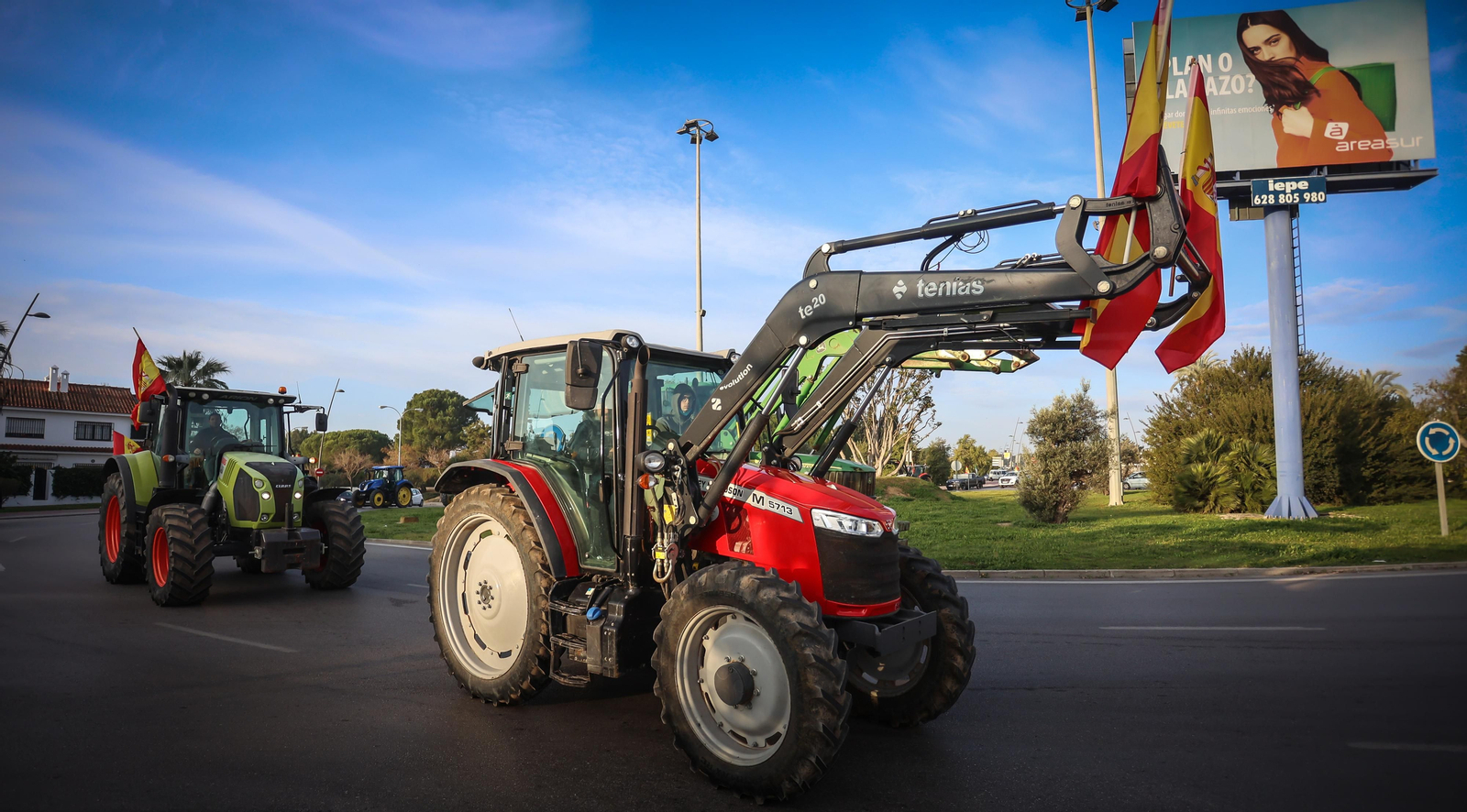 Jerez colapsado por la protesta de agricultores vy ganaderoa