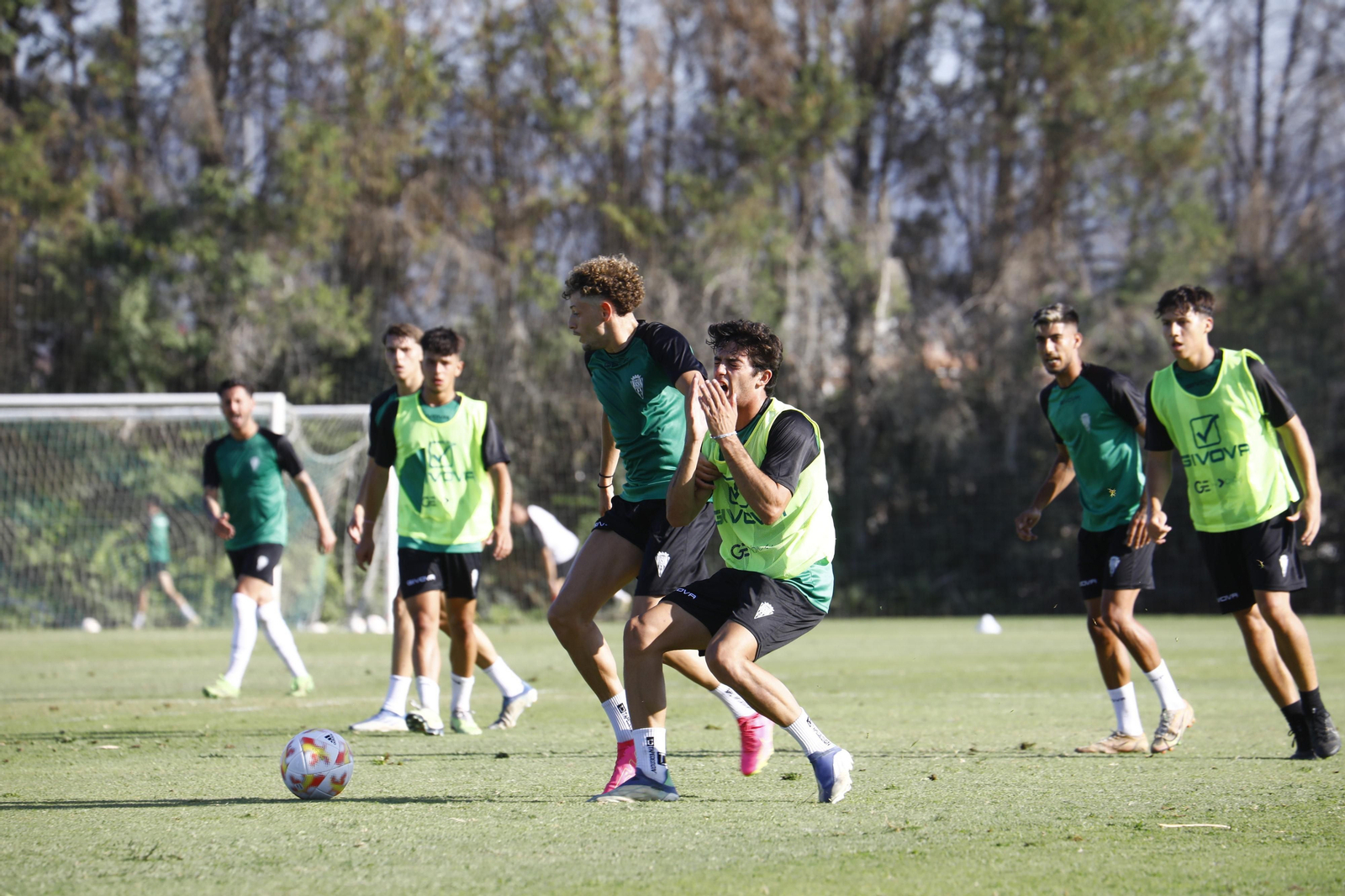 El triunfo del Córdoba CF ante su filial, en imágenes