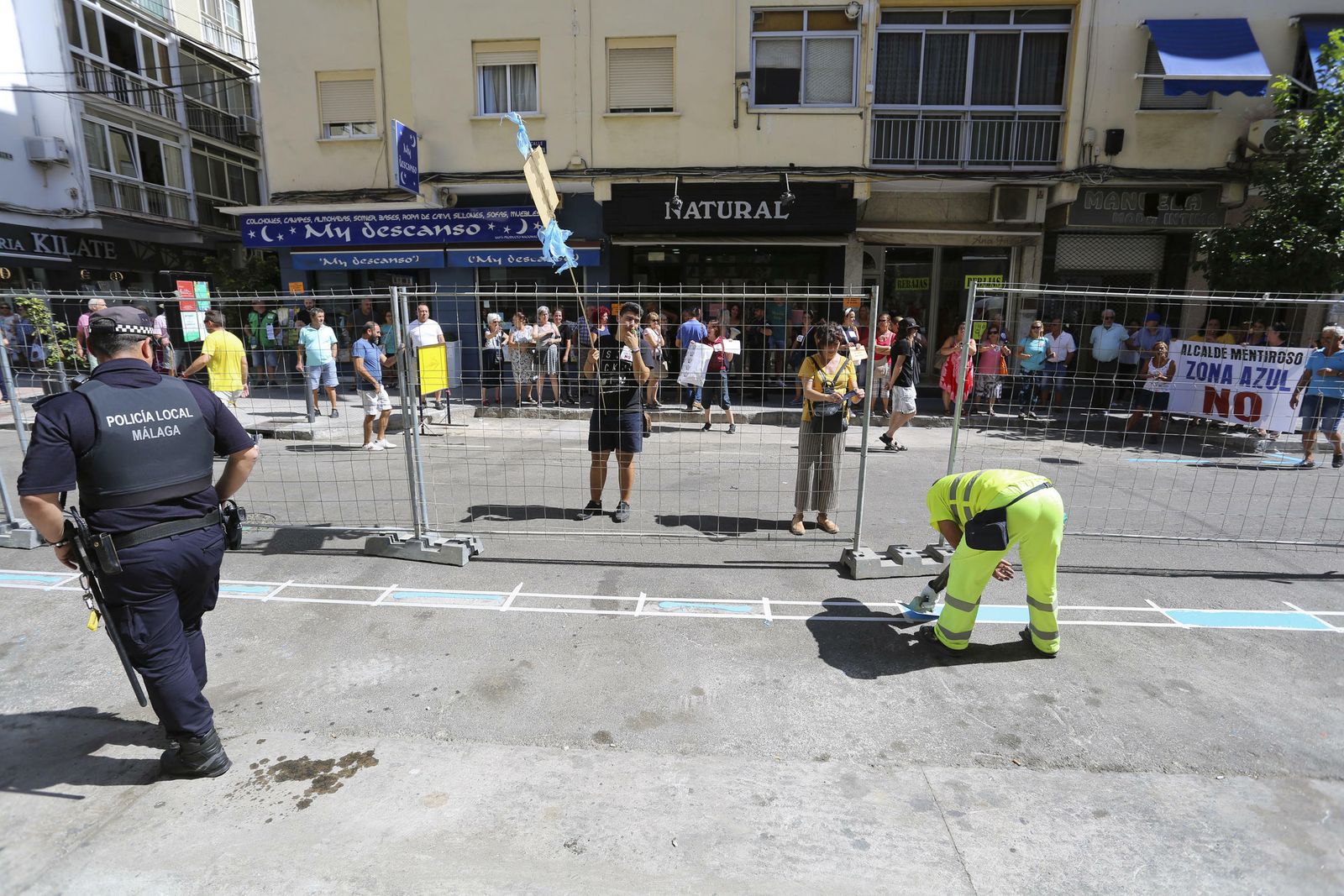 Protestas durante los trabajos para la zona azul en el entorno de La Unión