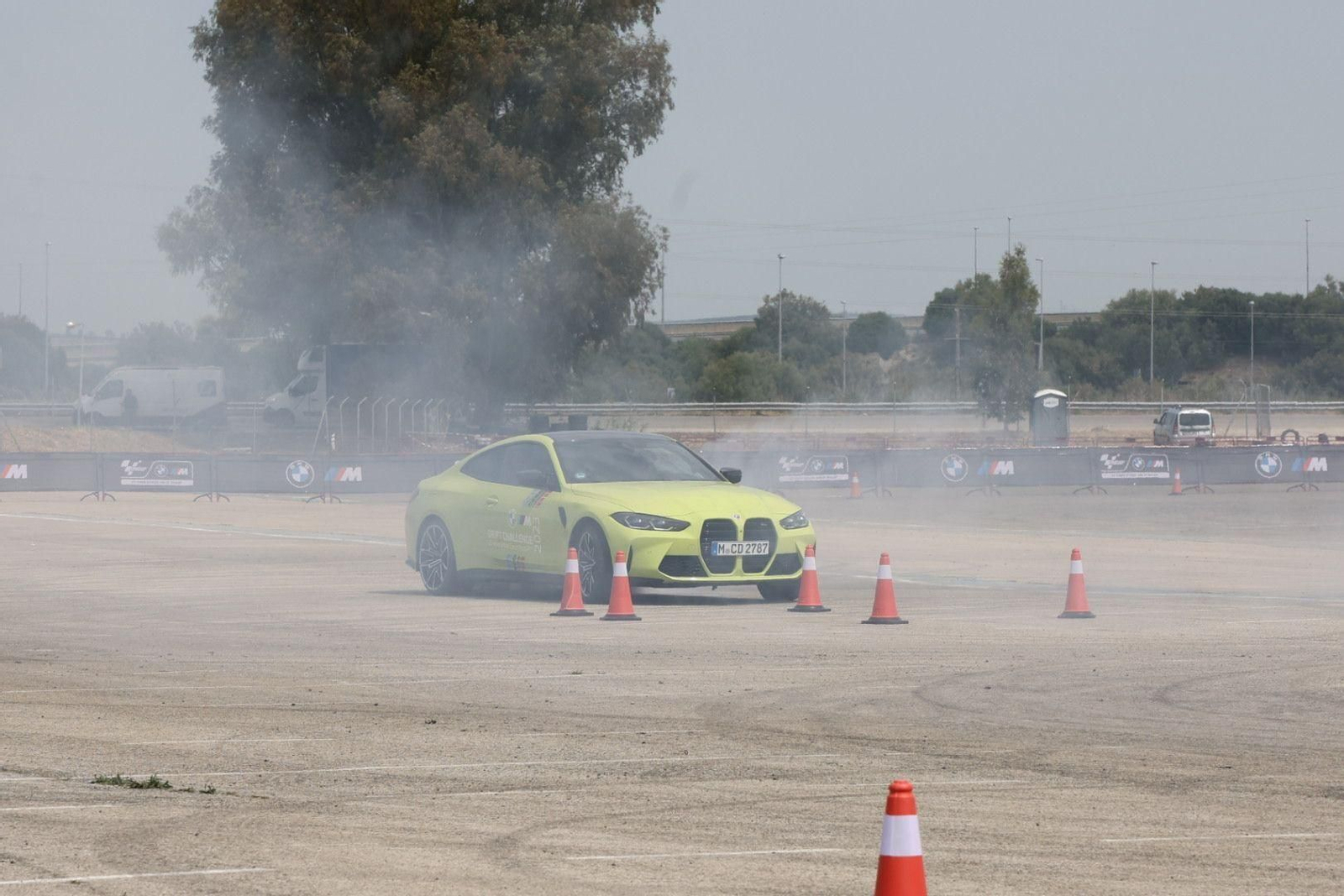 Curso de Drift en la esplanada del Circuito de Jerez Curso de Drift en la esplanada del Circuito de Jerez