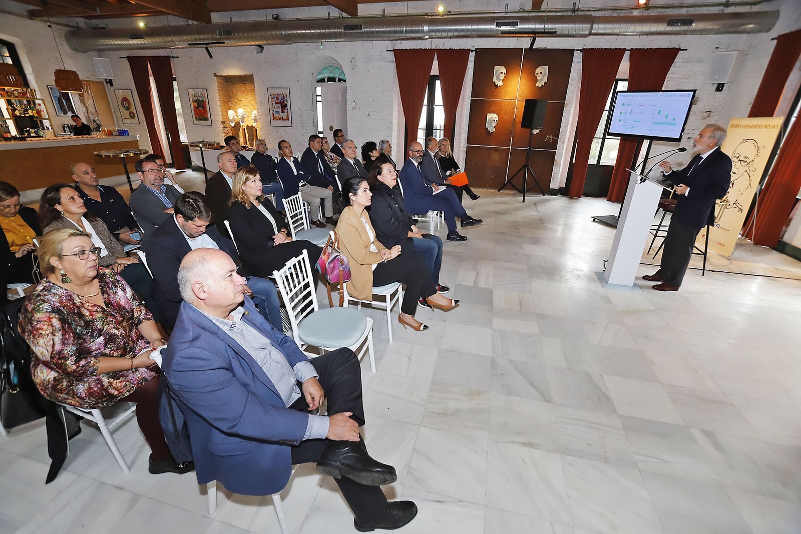 Imágenes del Foro Gerardo Rojas de Huelva Información