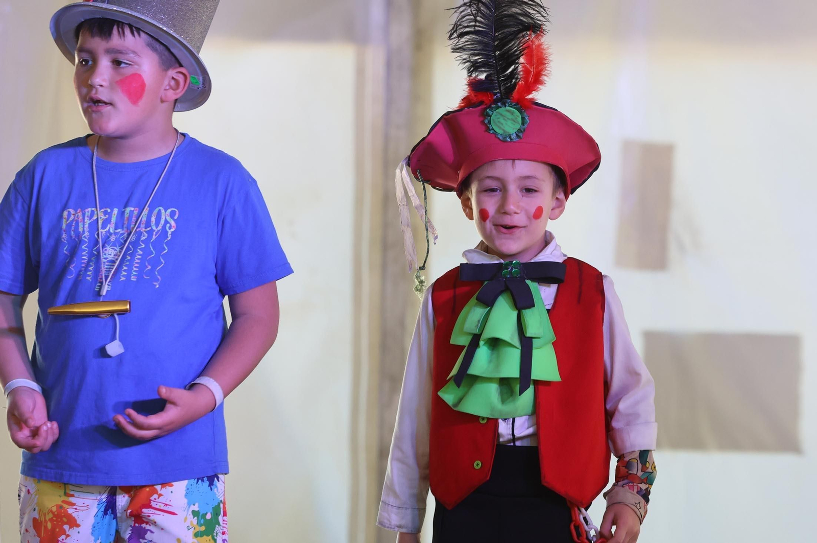 Imágenes del gran ambiente en el carrusel de agrupaciones del Carnaval Colombino 2024