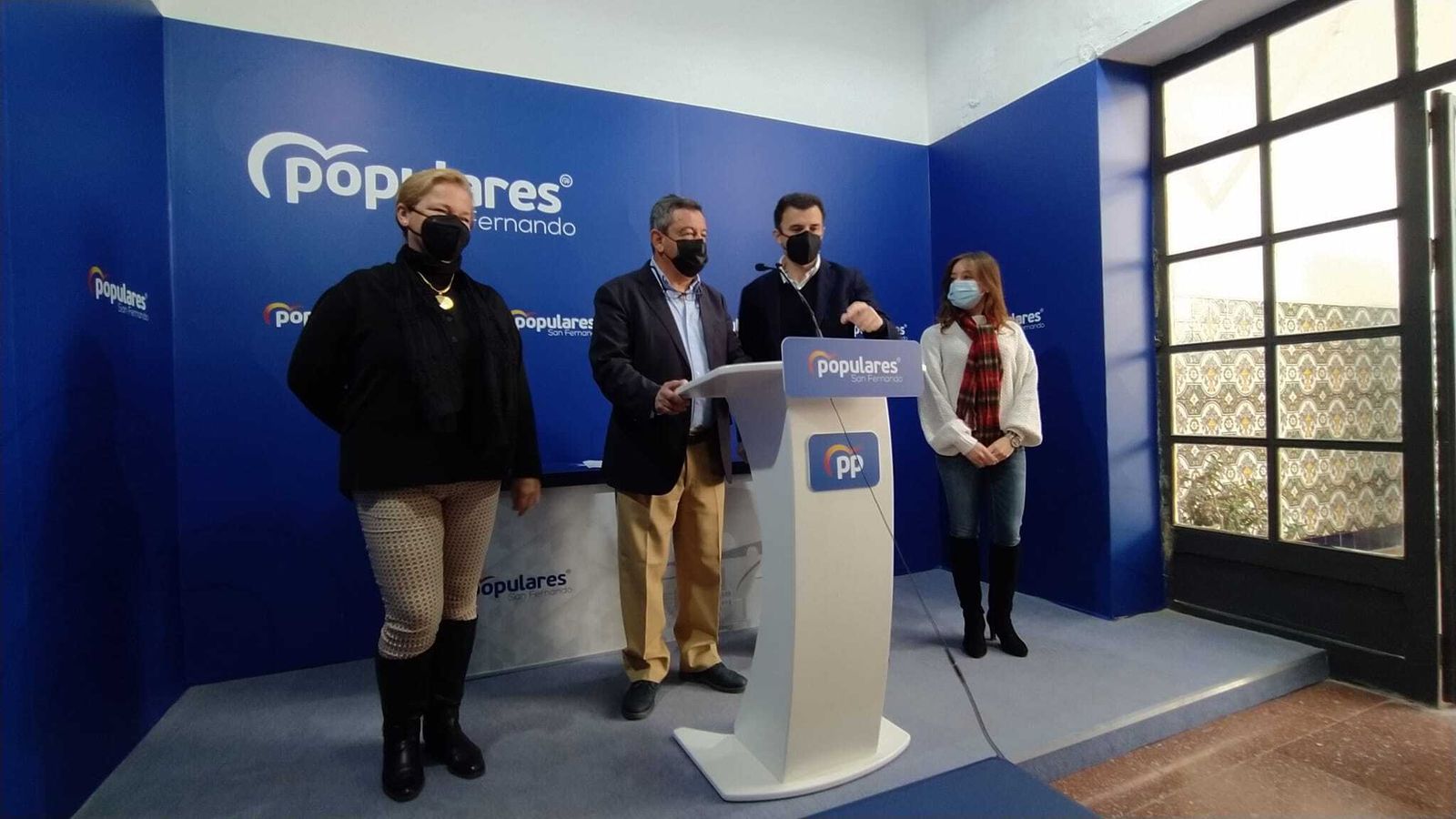 De izquierda a derecha, María José de Alba, José Loaiza, Bruno García y Carmen Roa.