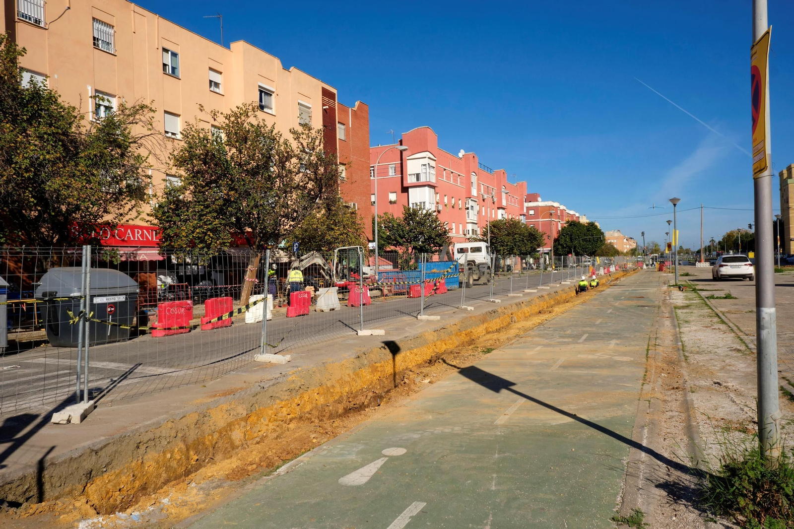 Obras linea 3 del Metr (9927936).jpg