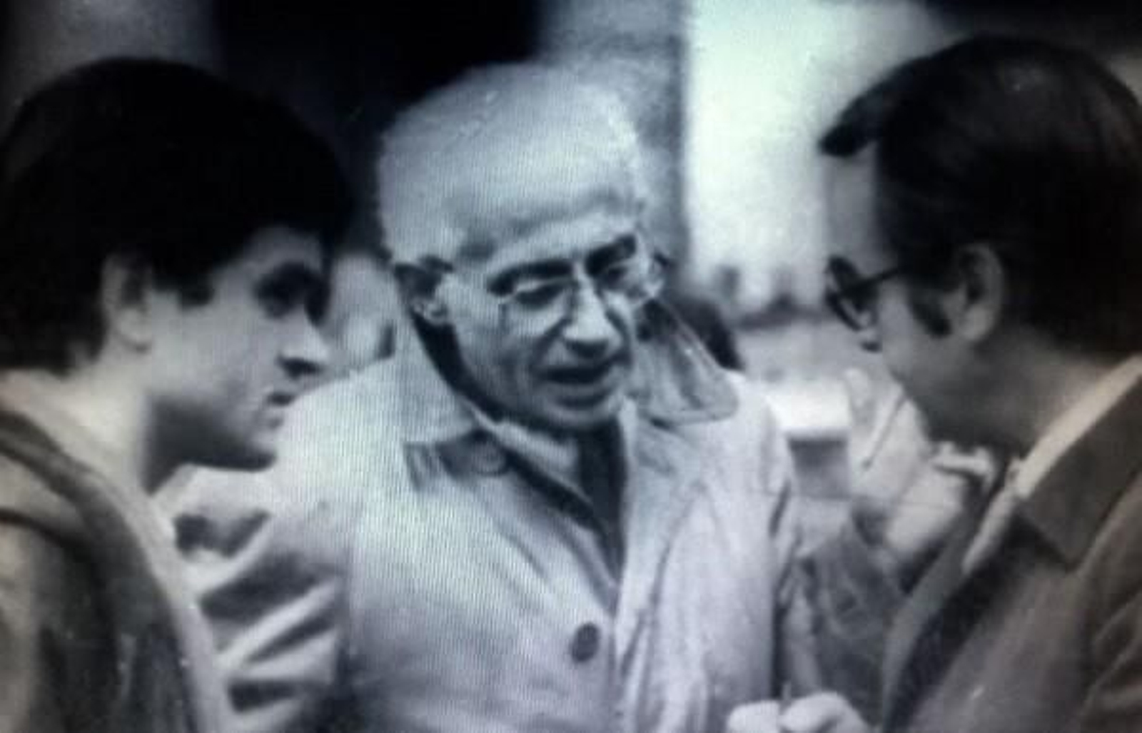 Damian Pretel, en el centro, con José Miguel Castillo y José Vida Soria.
