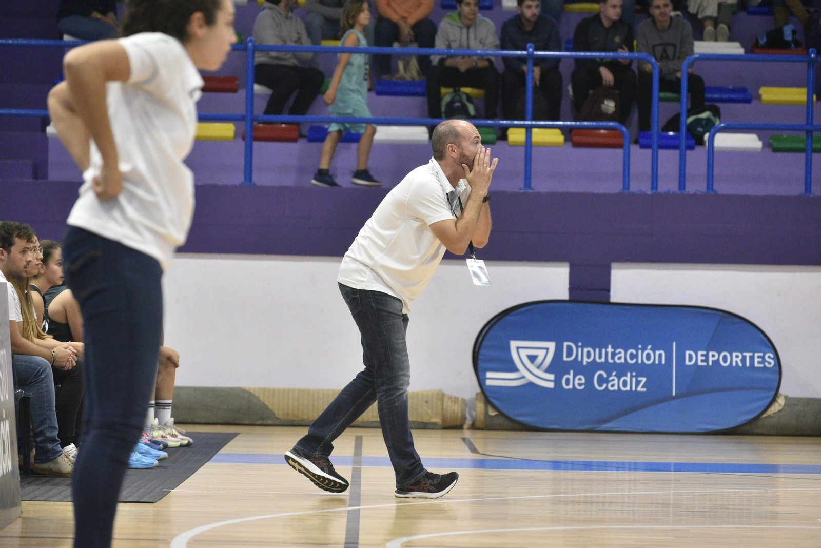La primera jornada del Andaluz infantil femenino de baloncesto en La Línea