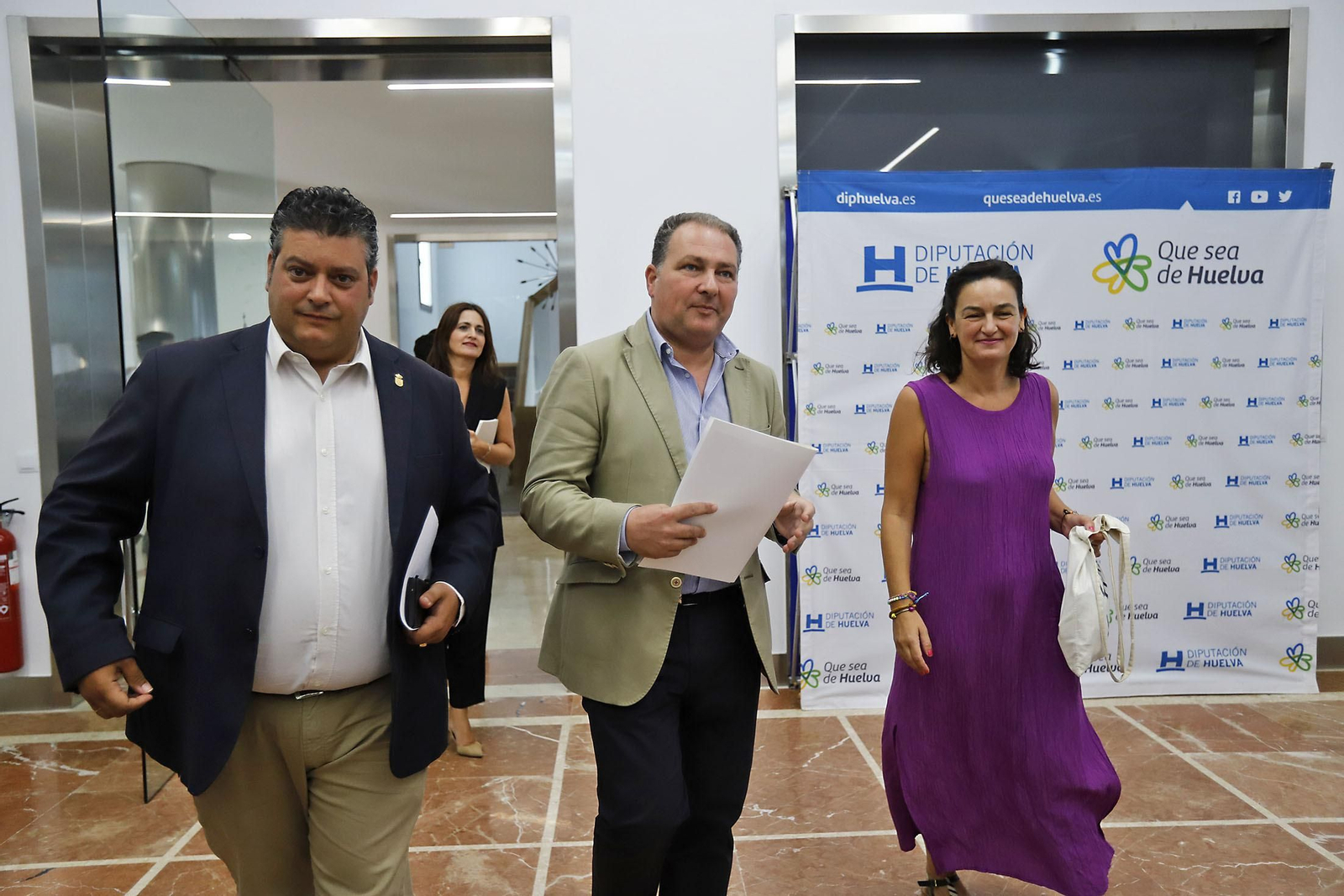 Imágenes del Pleno Extraordinario en la Diputación