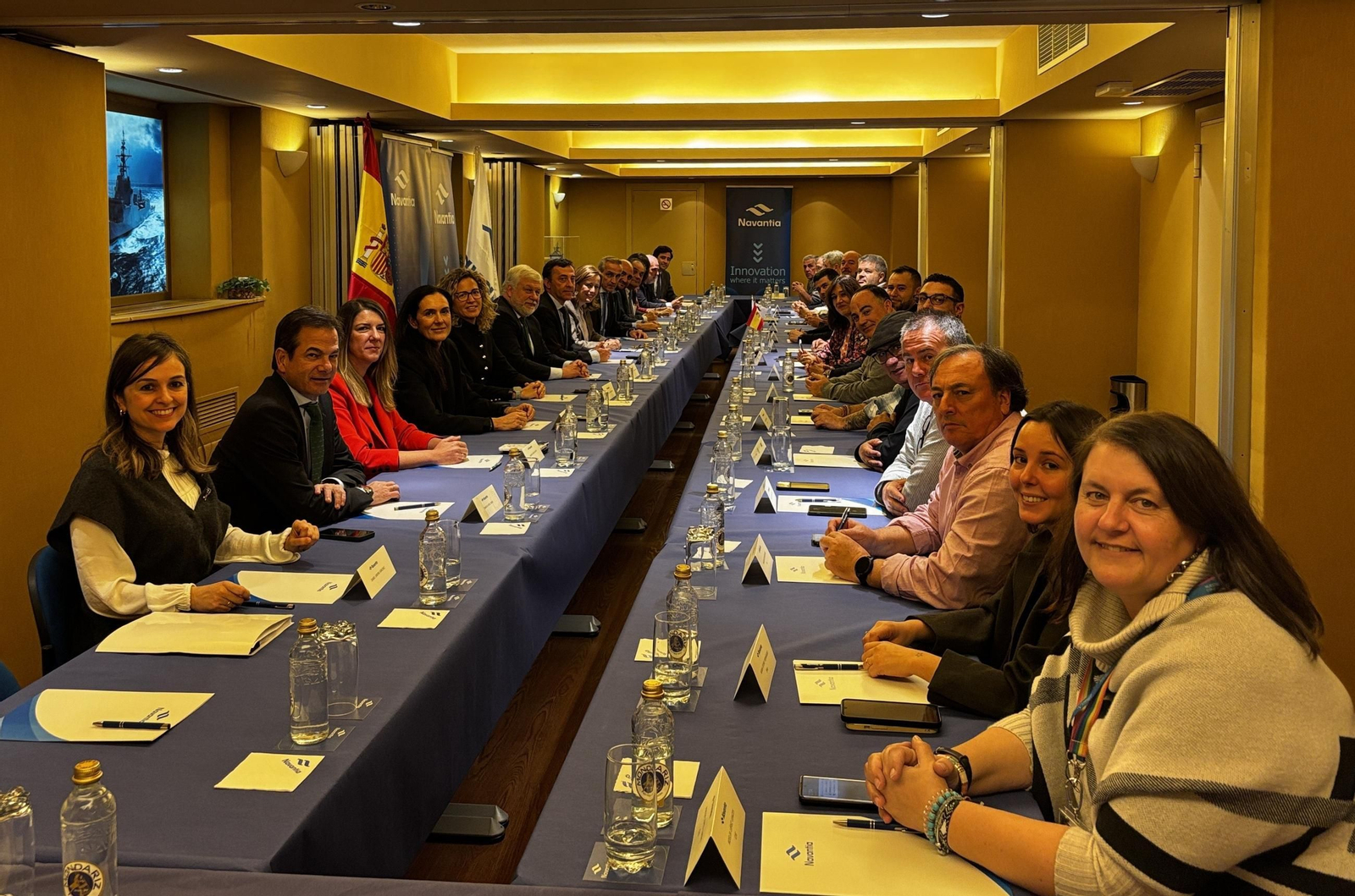 La mesa negociadora entre dirección y trabajadores de Navantia ha firmado el convenio colectivo