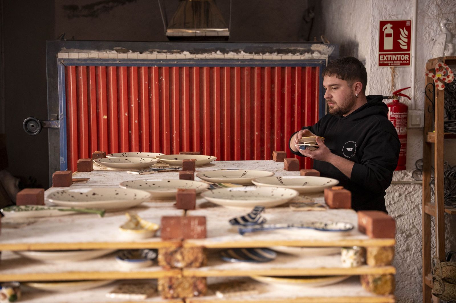 Viaje al centro del corazón alfarero de Níjar, en imágenes