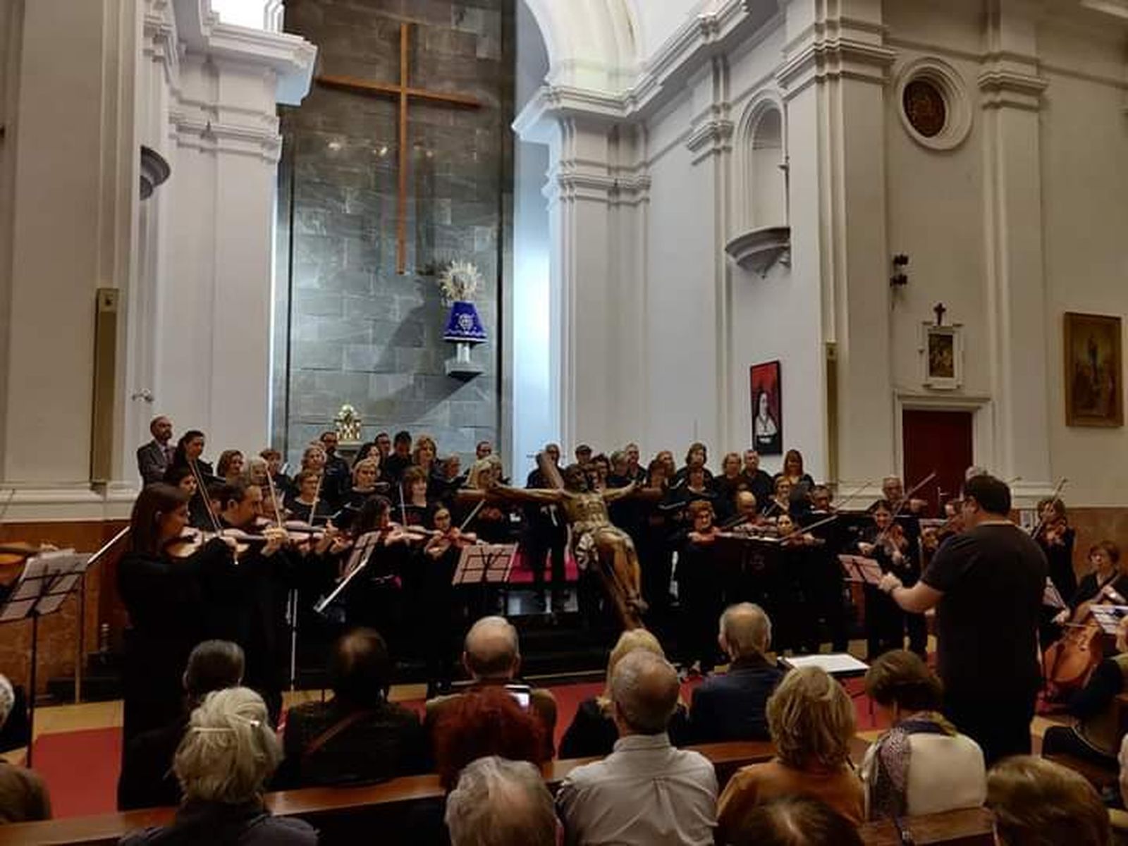 Miembros de la Escuela de Música de San Felipe Neri.