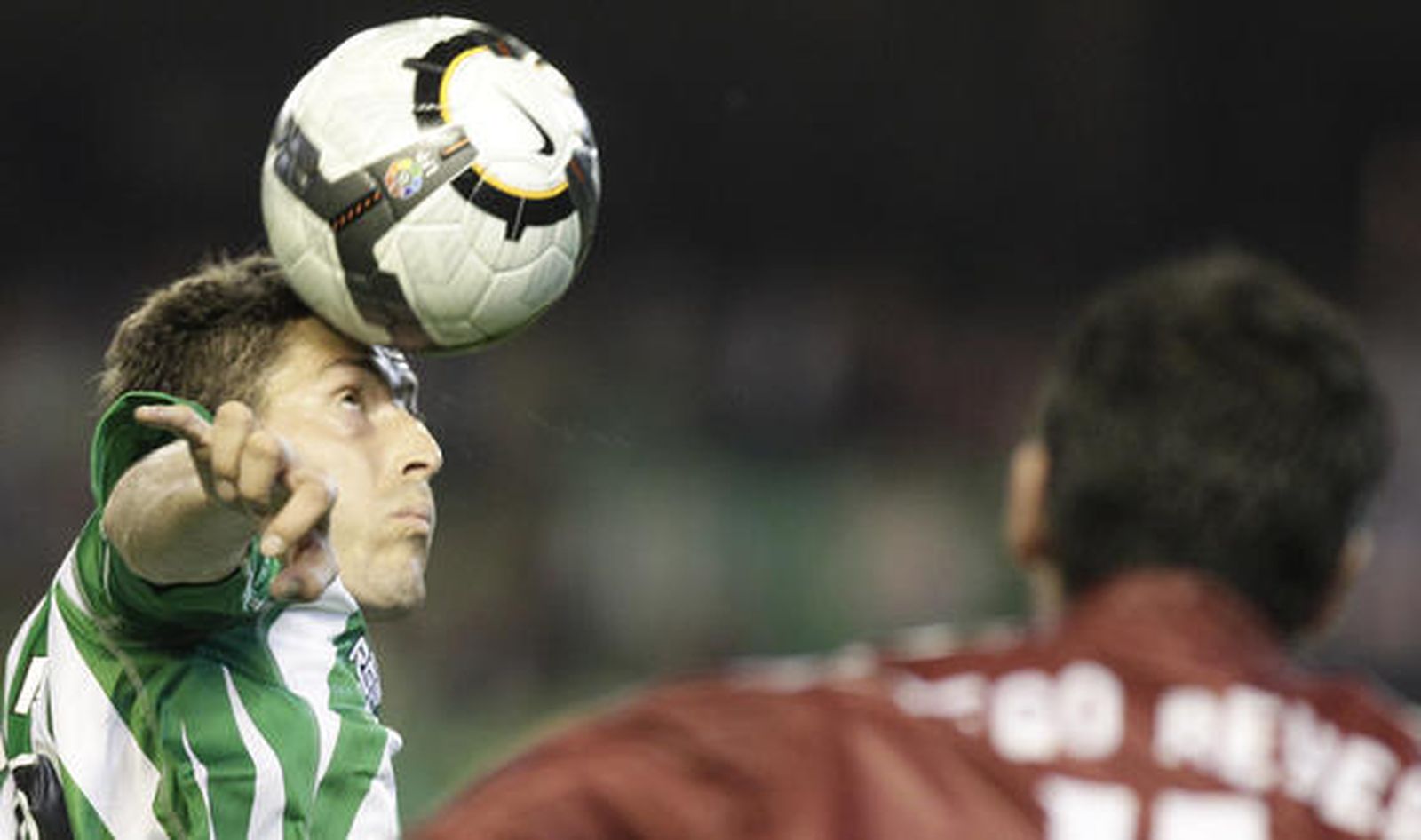 El Betis gana al Castellón en uno de sus partidos más flojos con Víctor Fernández. / Antonio Pizarro