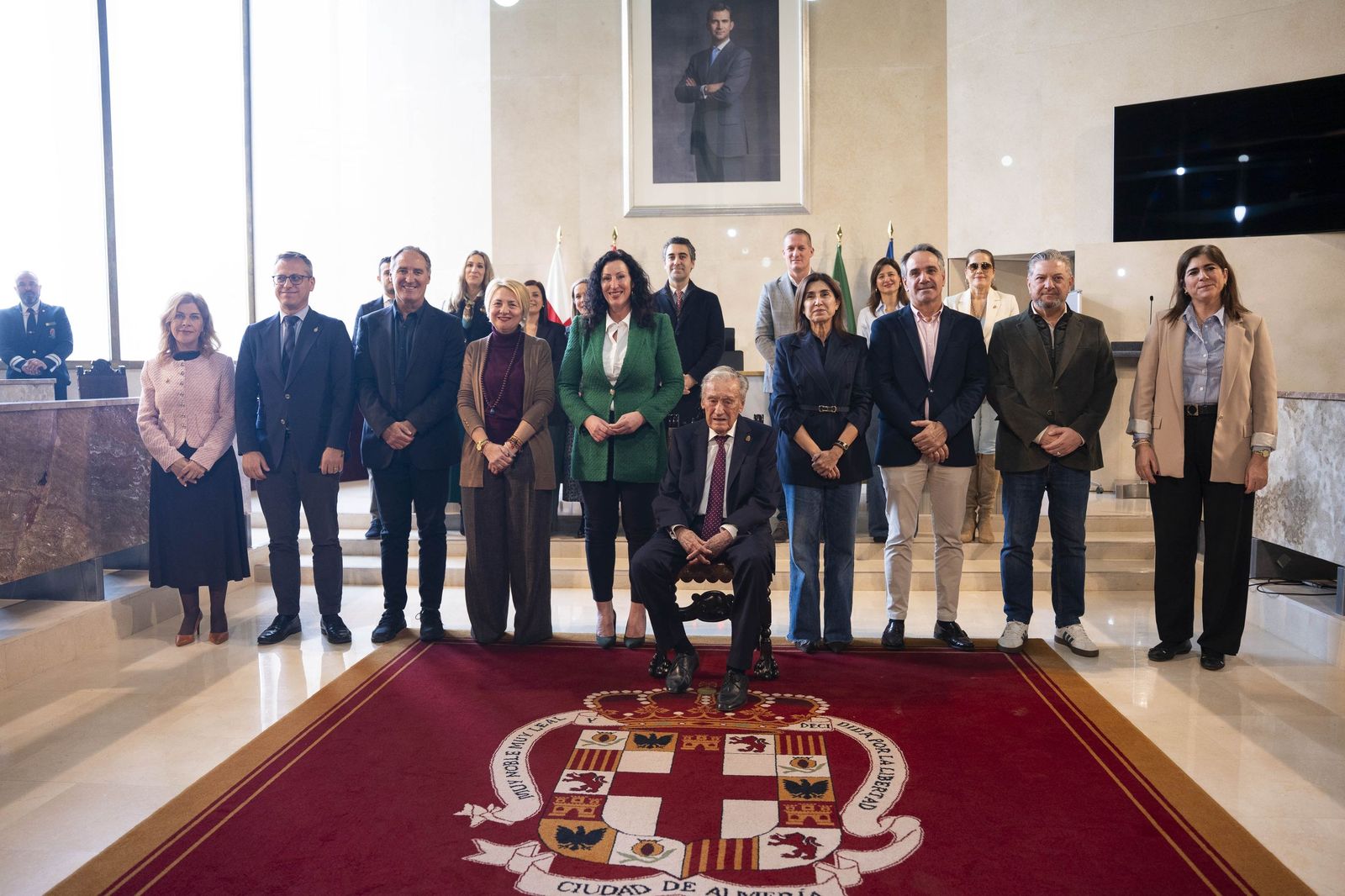 La galería del Escudo de Oro de la Ciudad de Almería a Juan Rigaud