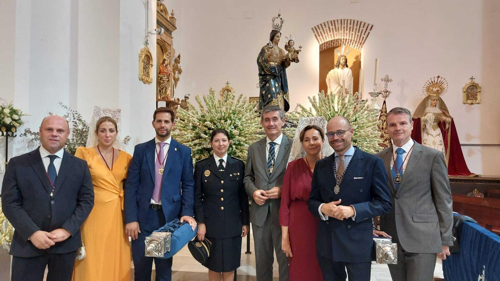 Miembros de la Corporación Municipal encabezaron el homenaje a la patrona de Adra.