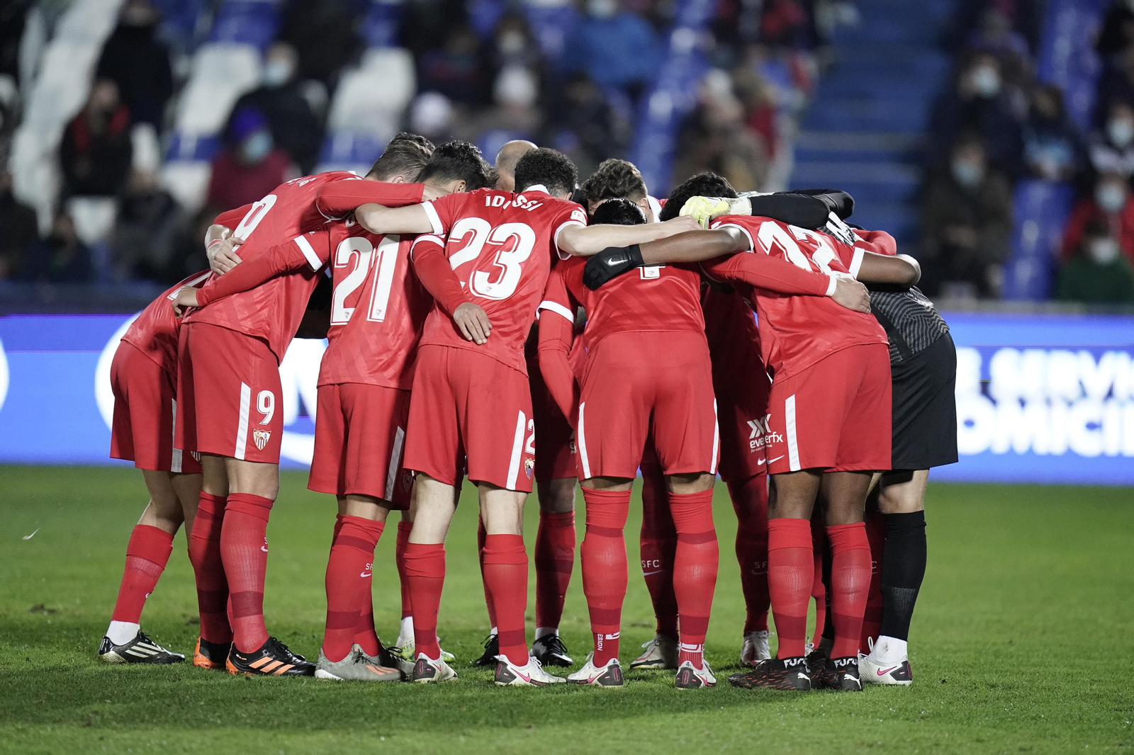 Las imágenes del Linares-Sevilla