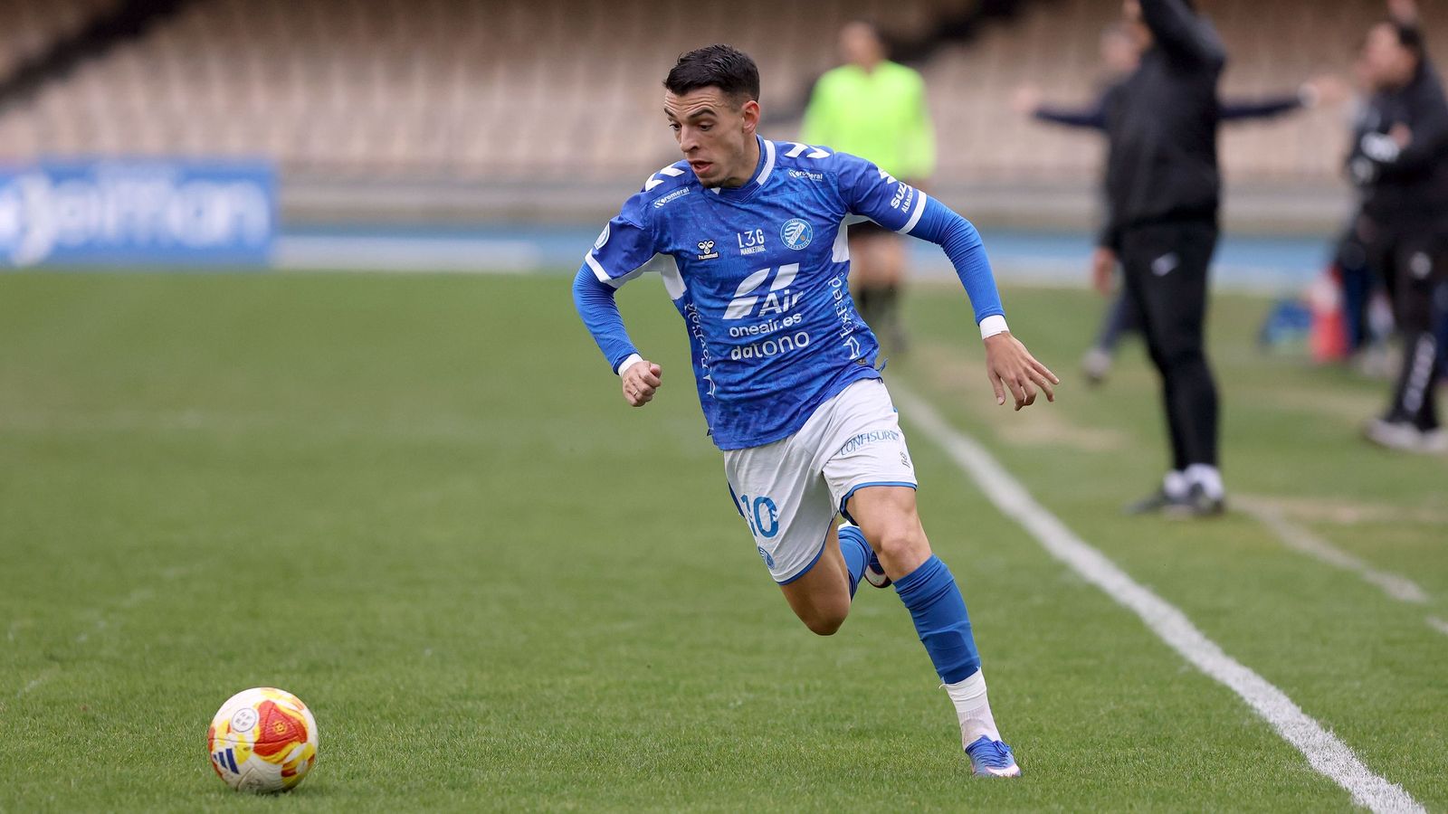 Imágenes del Xerez DFC contra el UCAM Murcia CF en Chapín