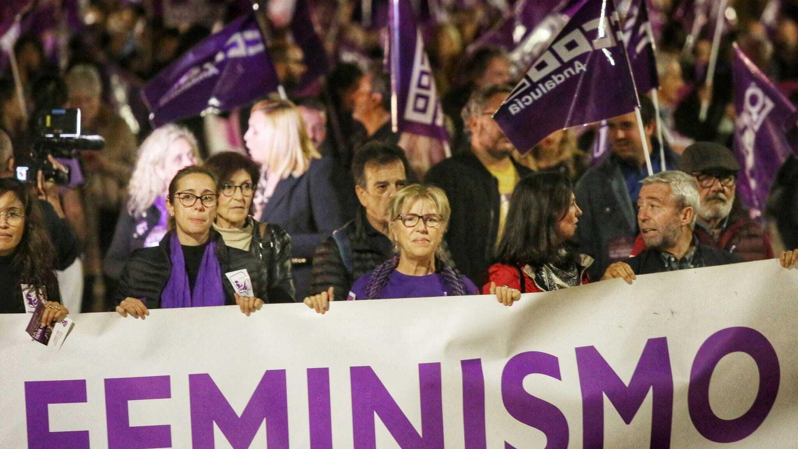 Una de las pancartas de la manifestación. Una de las pancartas de la manifestación.