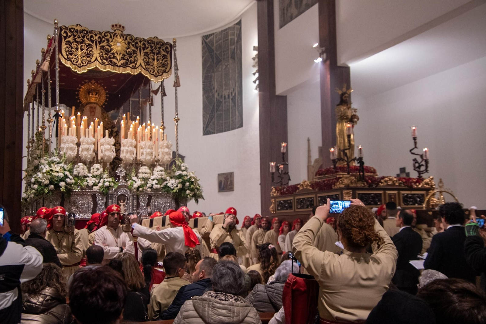 SANTA CENA Martes Santo en Montilla: Las imágenes de una tarde cofrade deslucida por el mal tiempo
