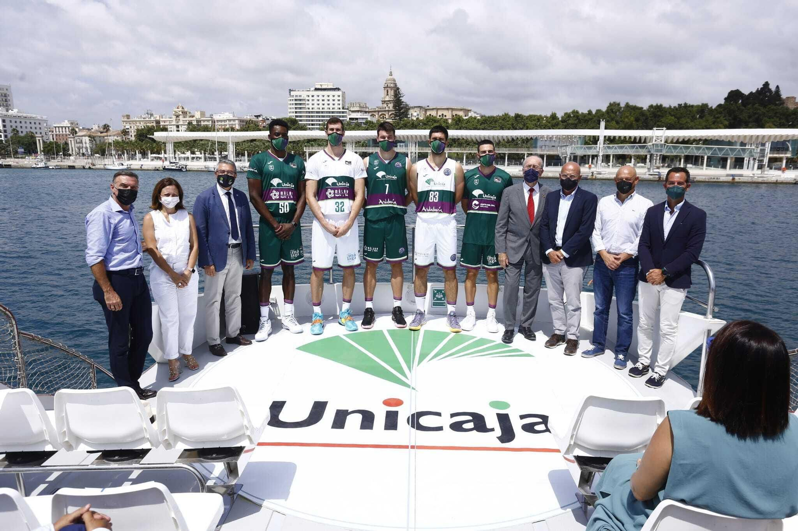 Así son las camisetas del Unicaja 2021/22