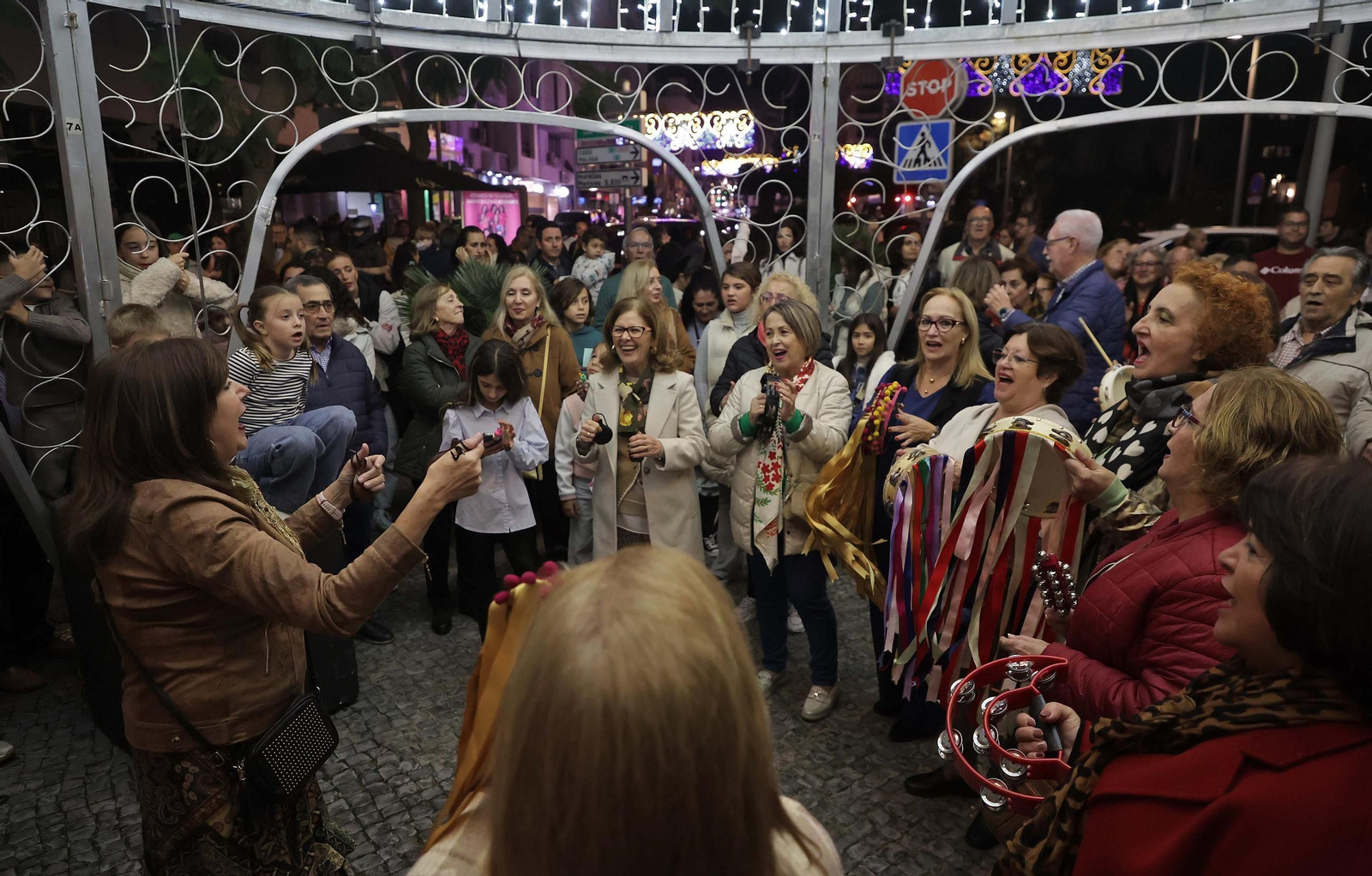 El encendido del alumbrado navideño de Algeciras, en imágenes
