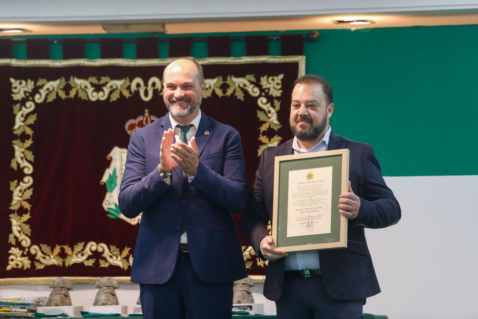 Fotos de la entrega de reconocimientos por el Día de Andalucía en Los Barrios