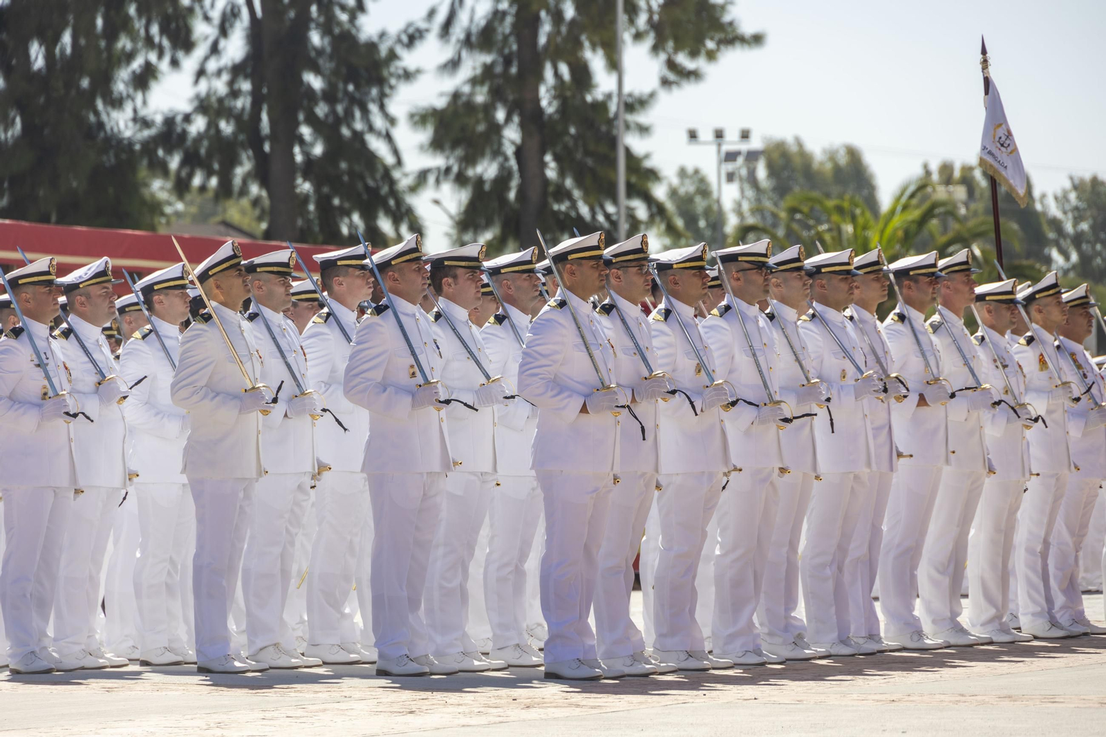 Las imágenes de la entrega de despachos a los nuevos suboficiales de la Armada Las imágenes de la entrega de despachos a los nuevos suboficiales de la Armada
