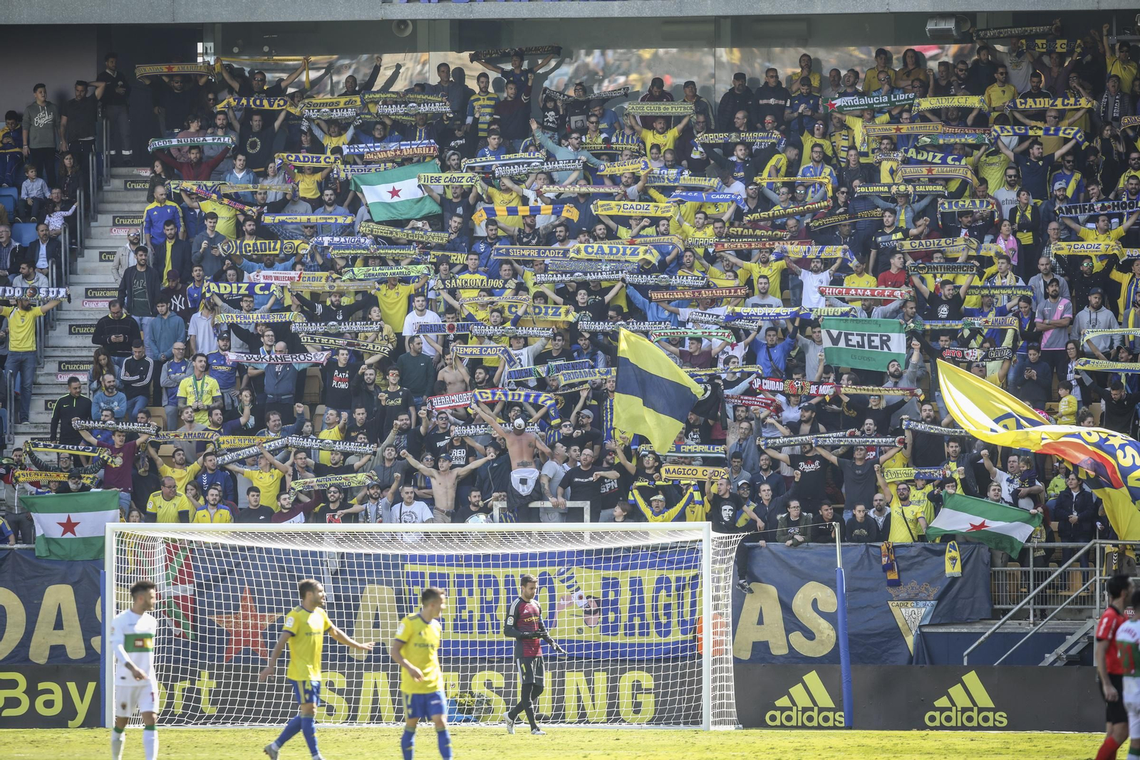 El Cádiz-Elche, en imágenes