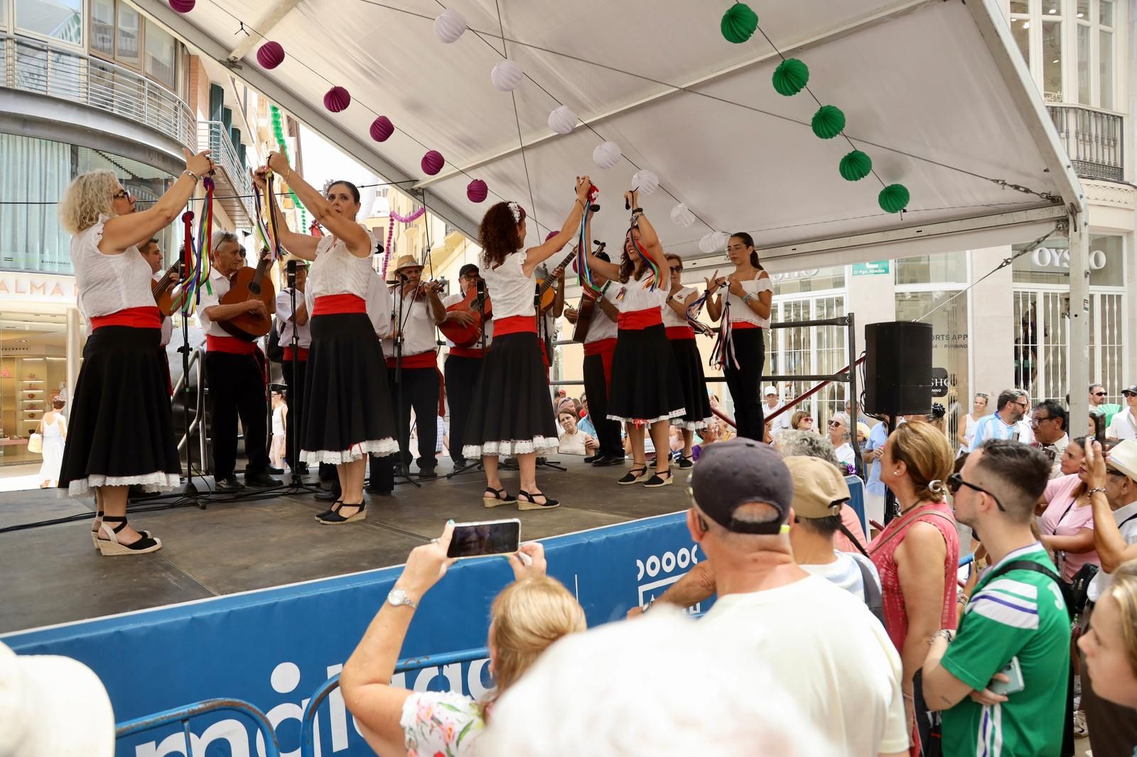 El primer día de Feria de Málaga en el Centro, en imágenes