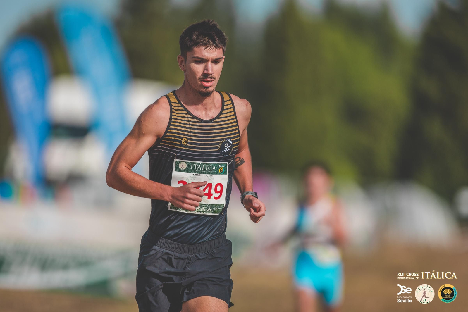 Búscate en las fotos del Cross de Itálica 2025 | 3