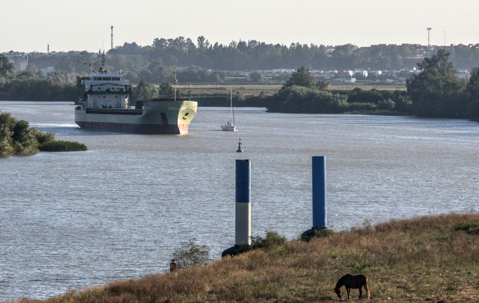 El Puerto de Sevilla y Sener inician los trabajos para digitalizar la vía navegable
