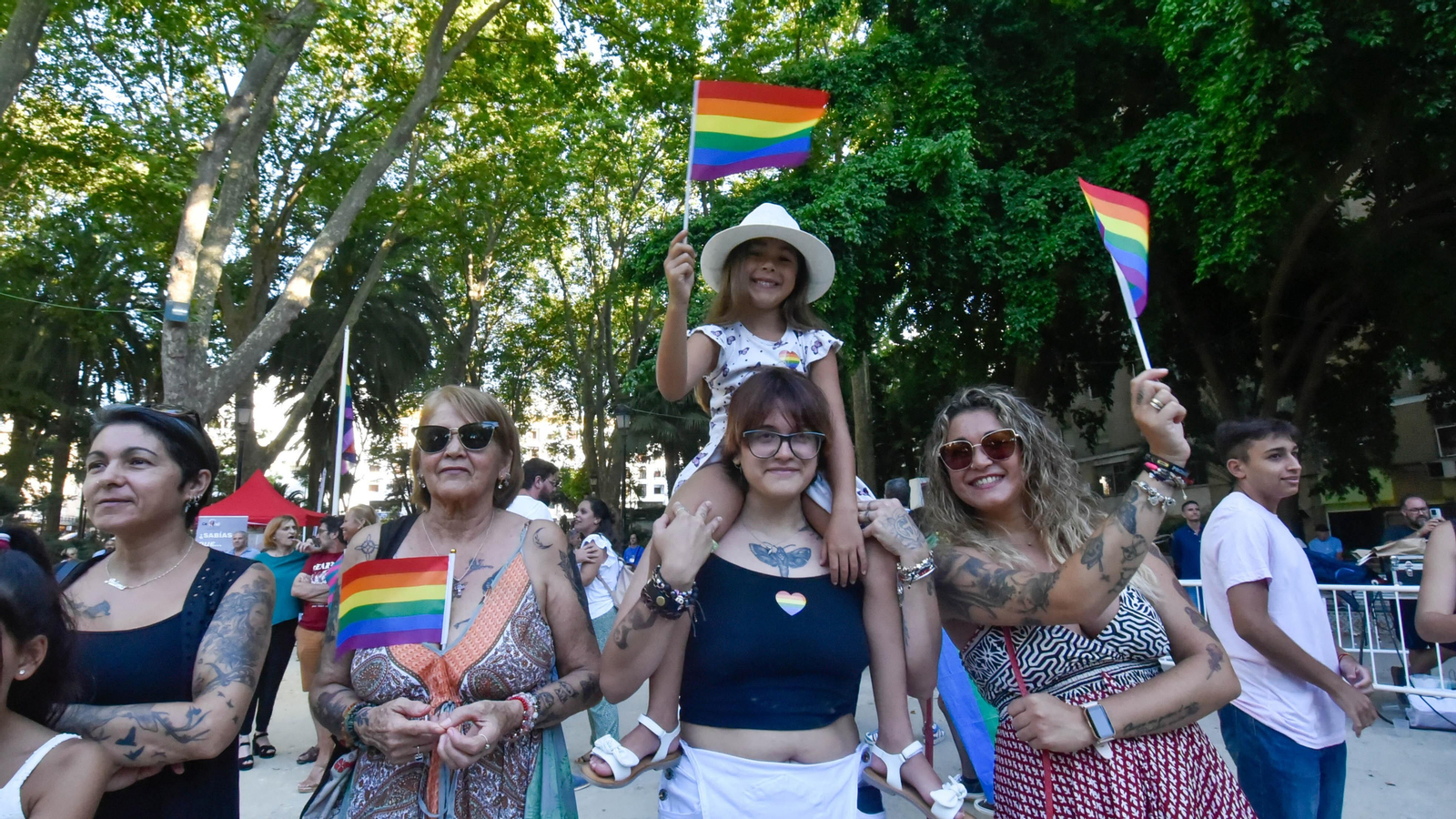 Fotos de la celebración del Orgullo LGTBI en Algeciras con Manolita Chen