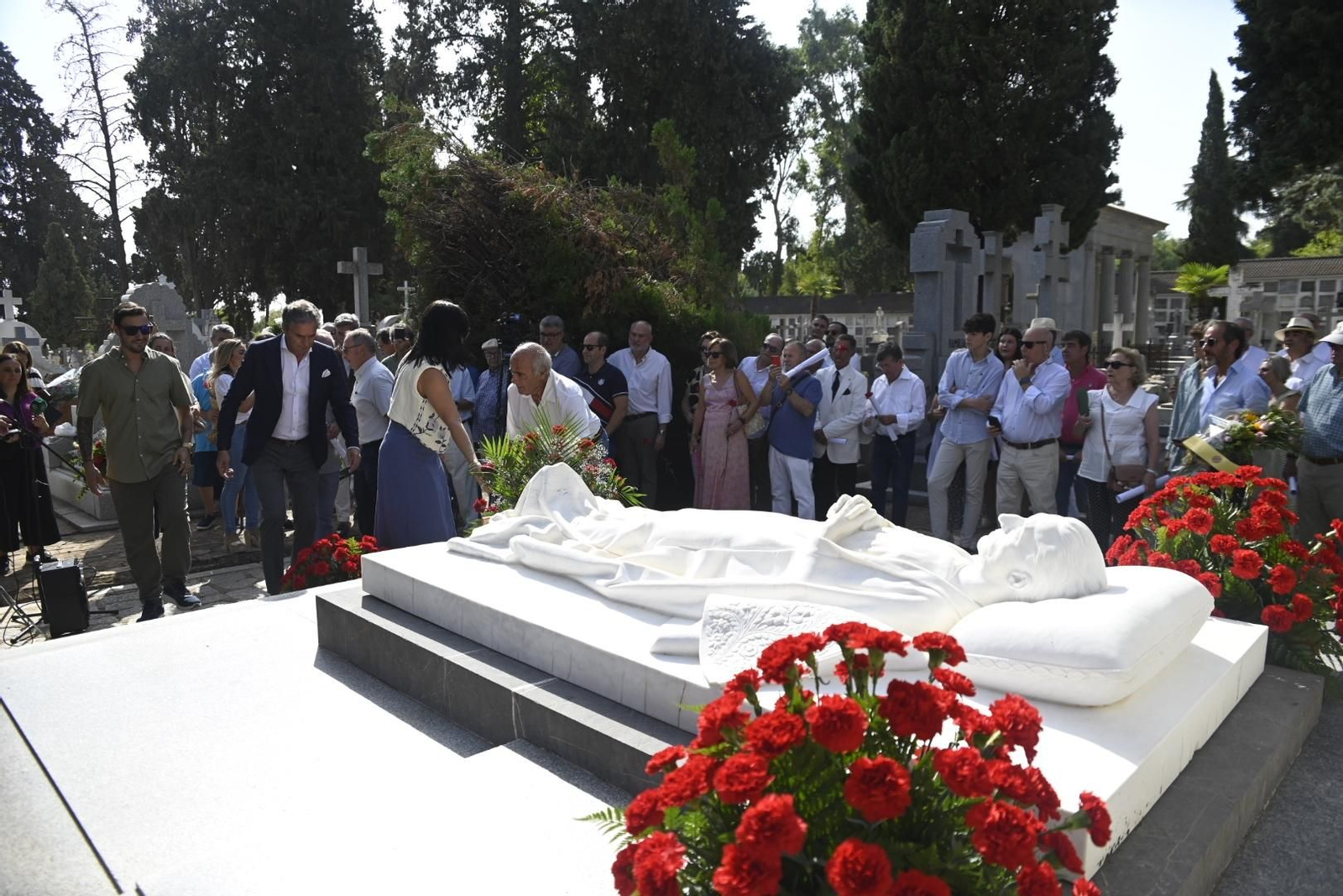 El homenaje a Manolete en su 77º aniversario de muerte, en imágenes