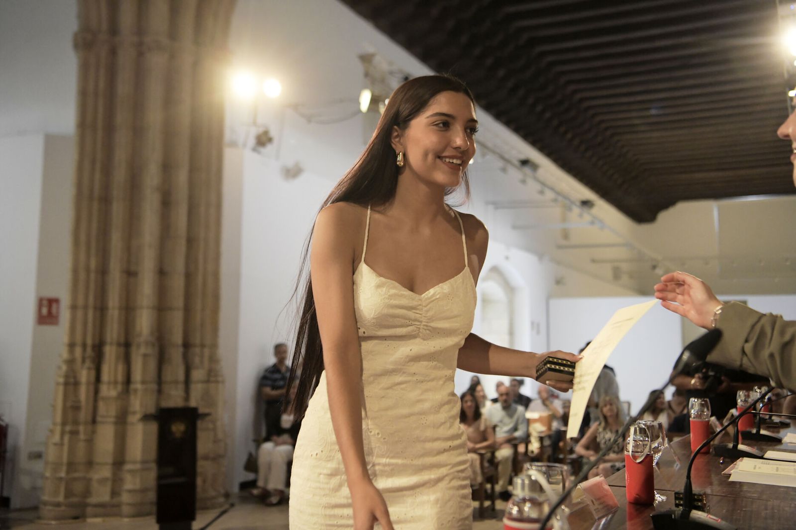 Acto de reconocimiento en Granada a los mejores estudiantes en la Selectividad 2024