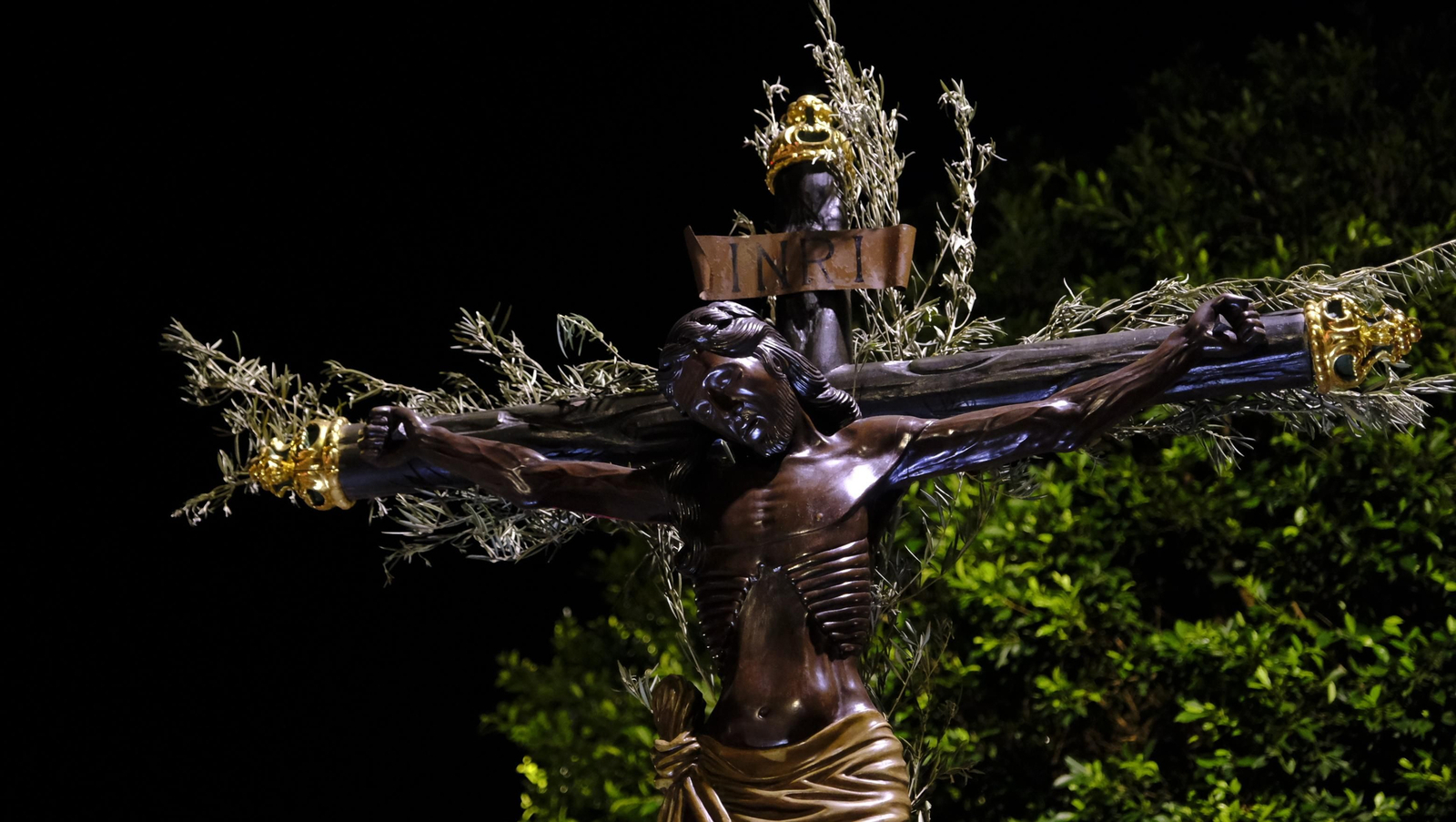 Las imágenes del Vía Crucis del Cristo de la Escucha