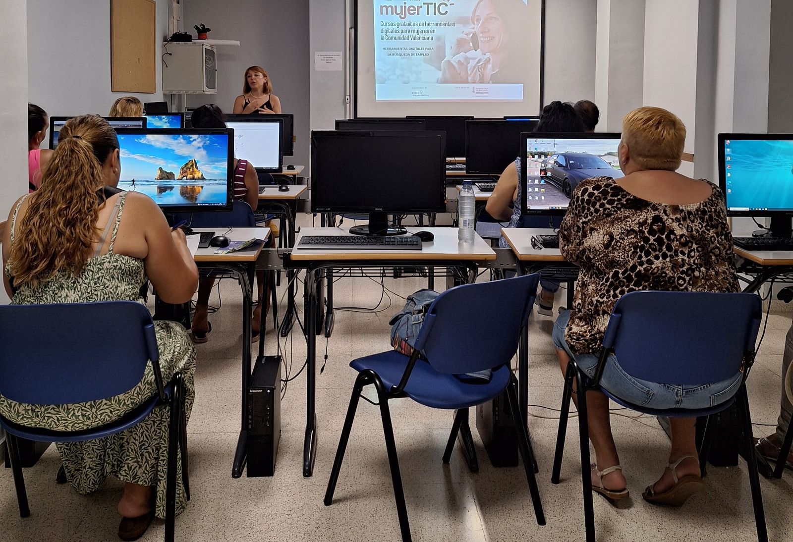 Un taller de Cibervoluntarios.