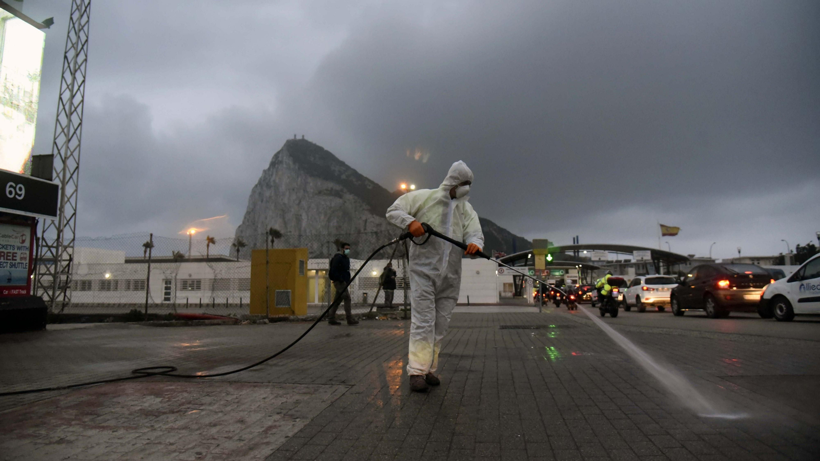 Las fotos de un día laborable en Gibraltar durante el coronavirus