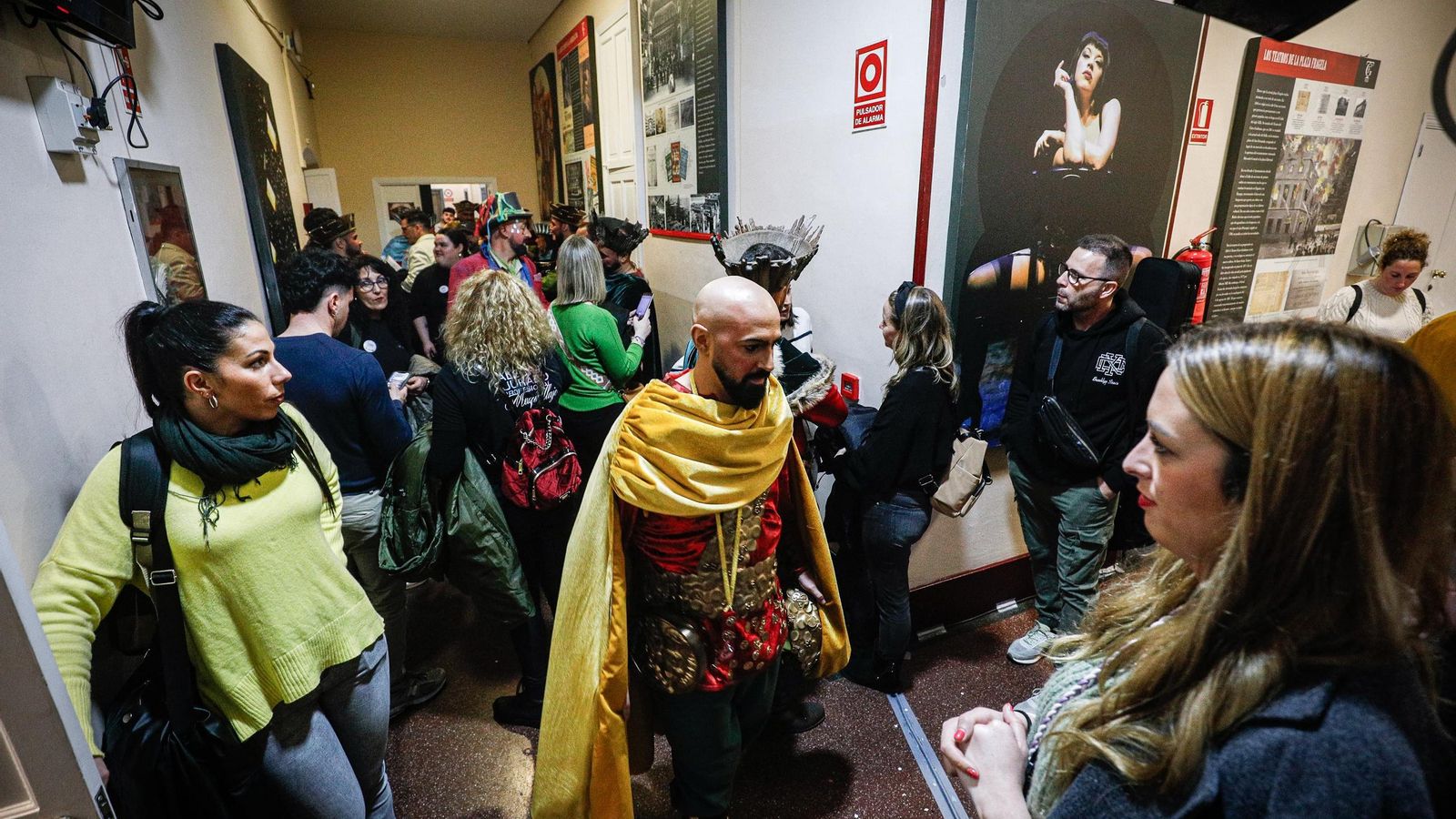 Búscate entre las mejores imágenes de la sexta sesión de cuartos de final del COAC 2025