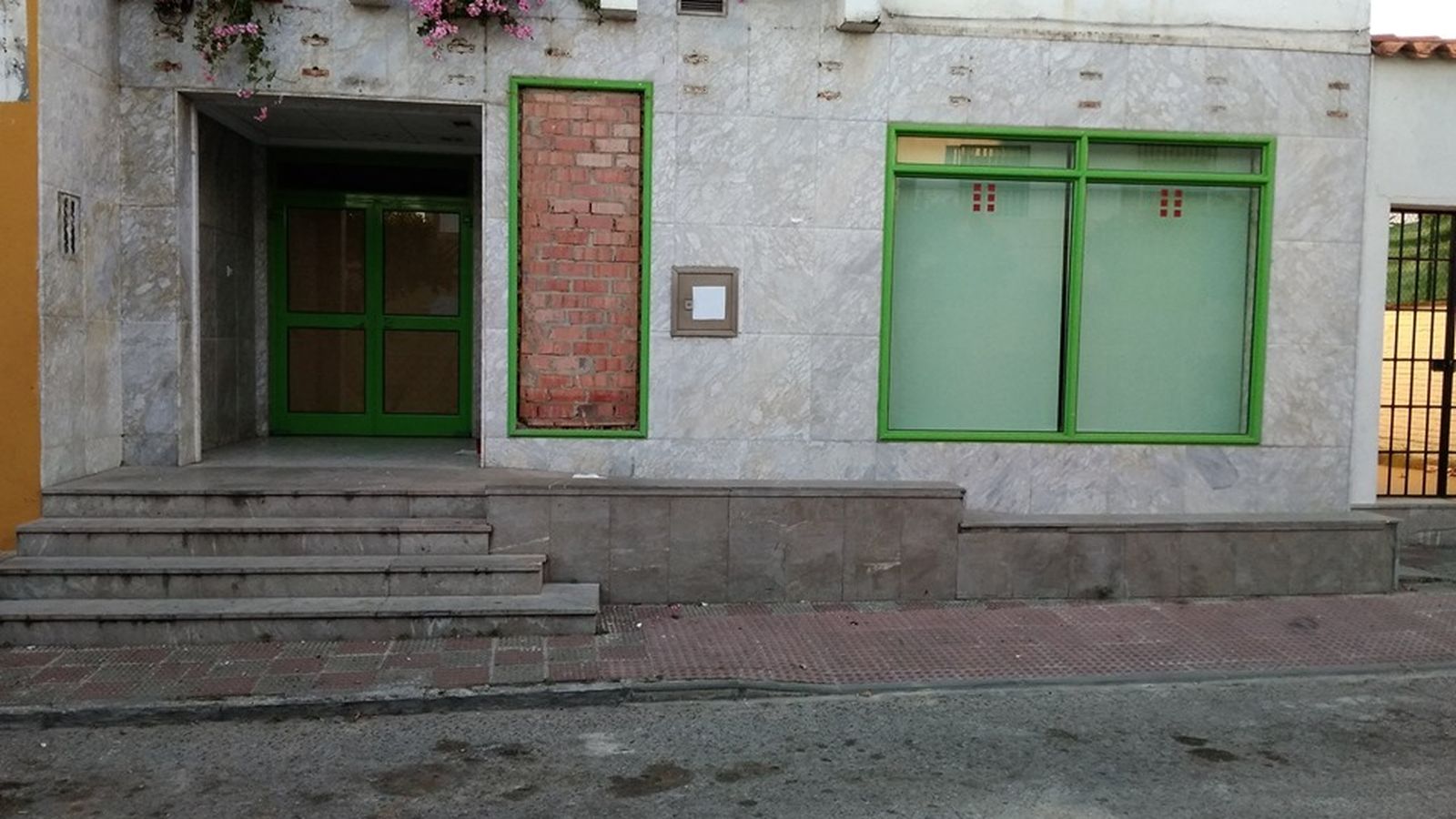 La oficina, ya sin los carteles