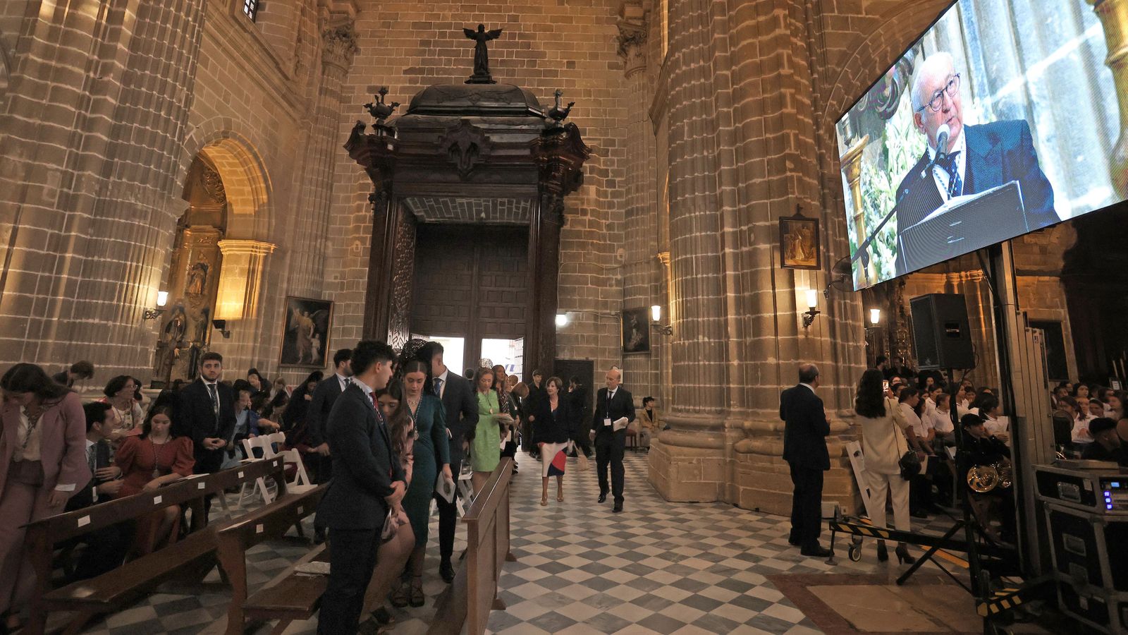 Las imágenes de la coronación de la Virgen de la Estrella en la Catedral.
