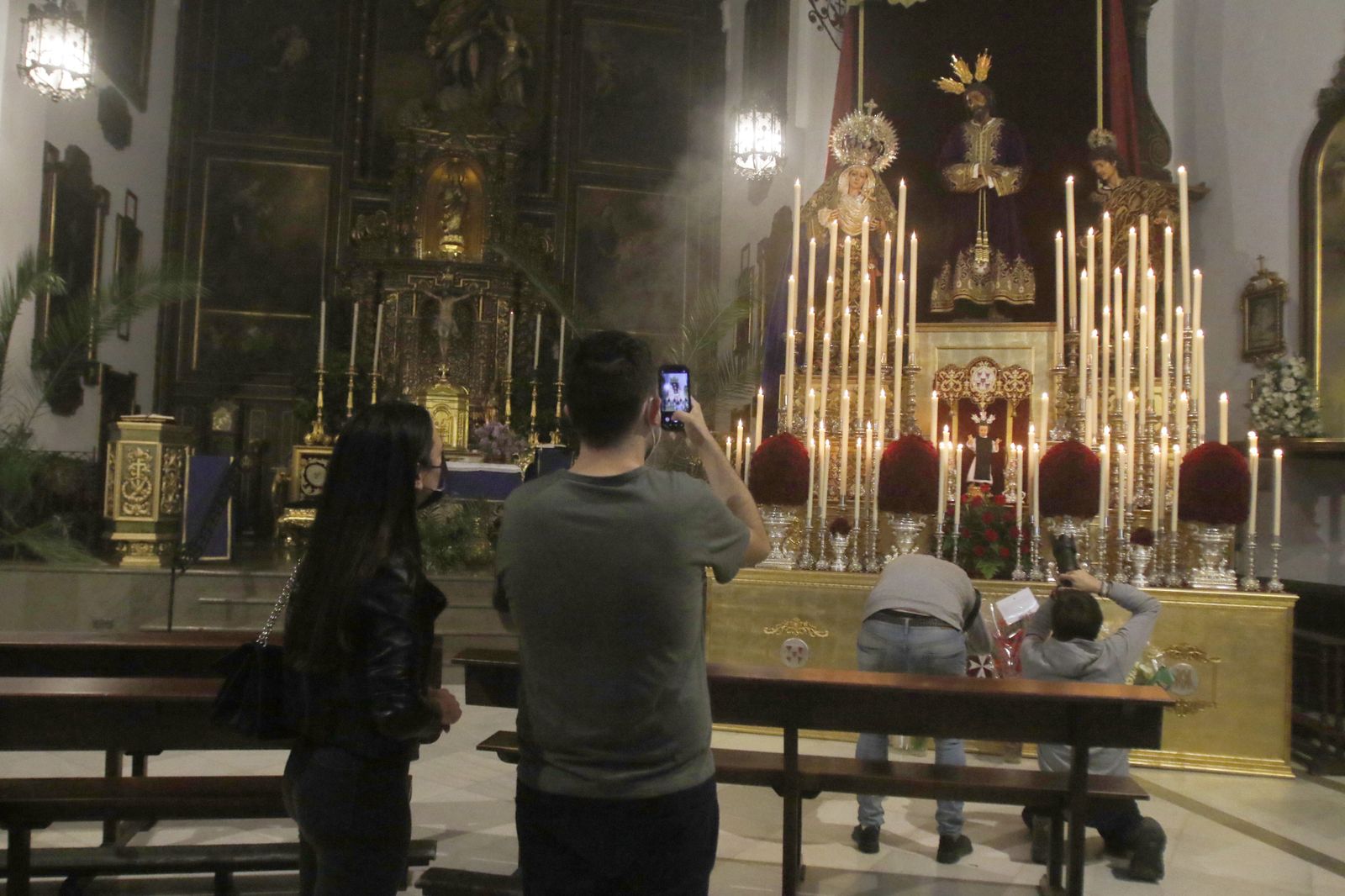 El Martes Santo de la Semana Santa de Córdoba, en fotografías