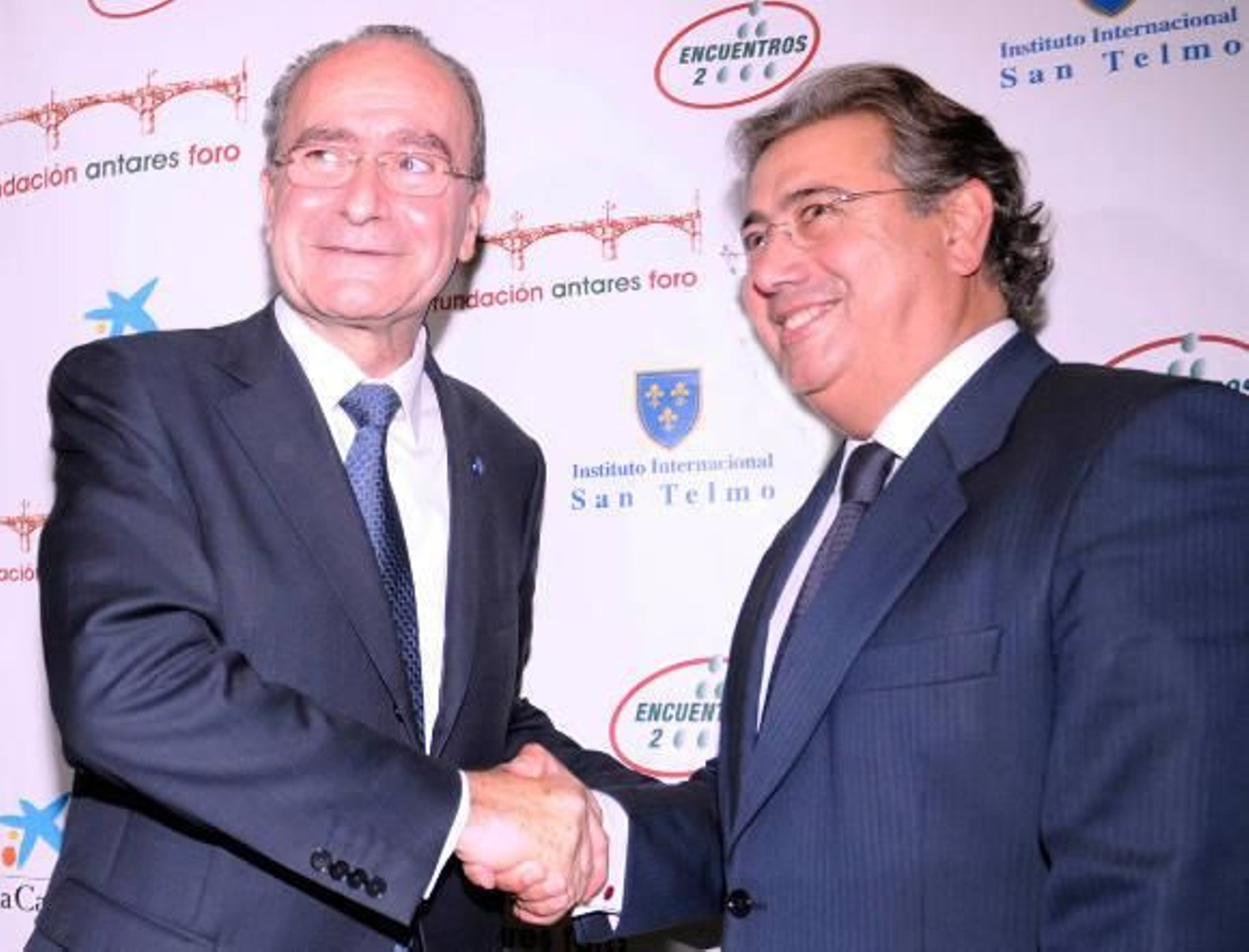 Zoido defiende "en todo momento" los metros de Málaga y Granada