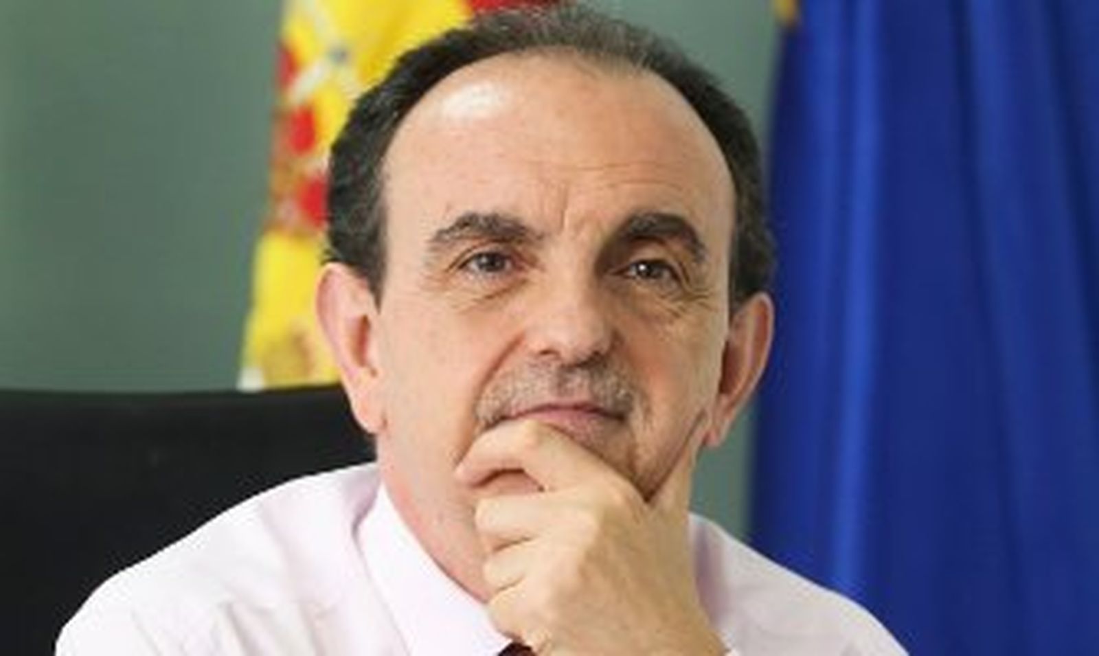 La Junta llevará al TC el decreto sobre la libertad de horarios comerciales