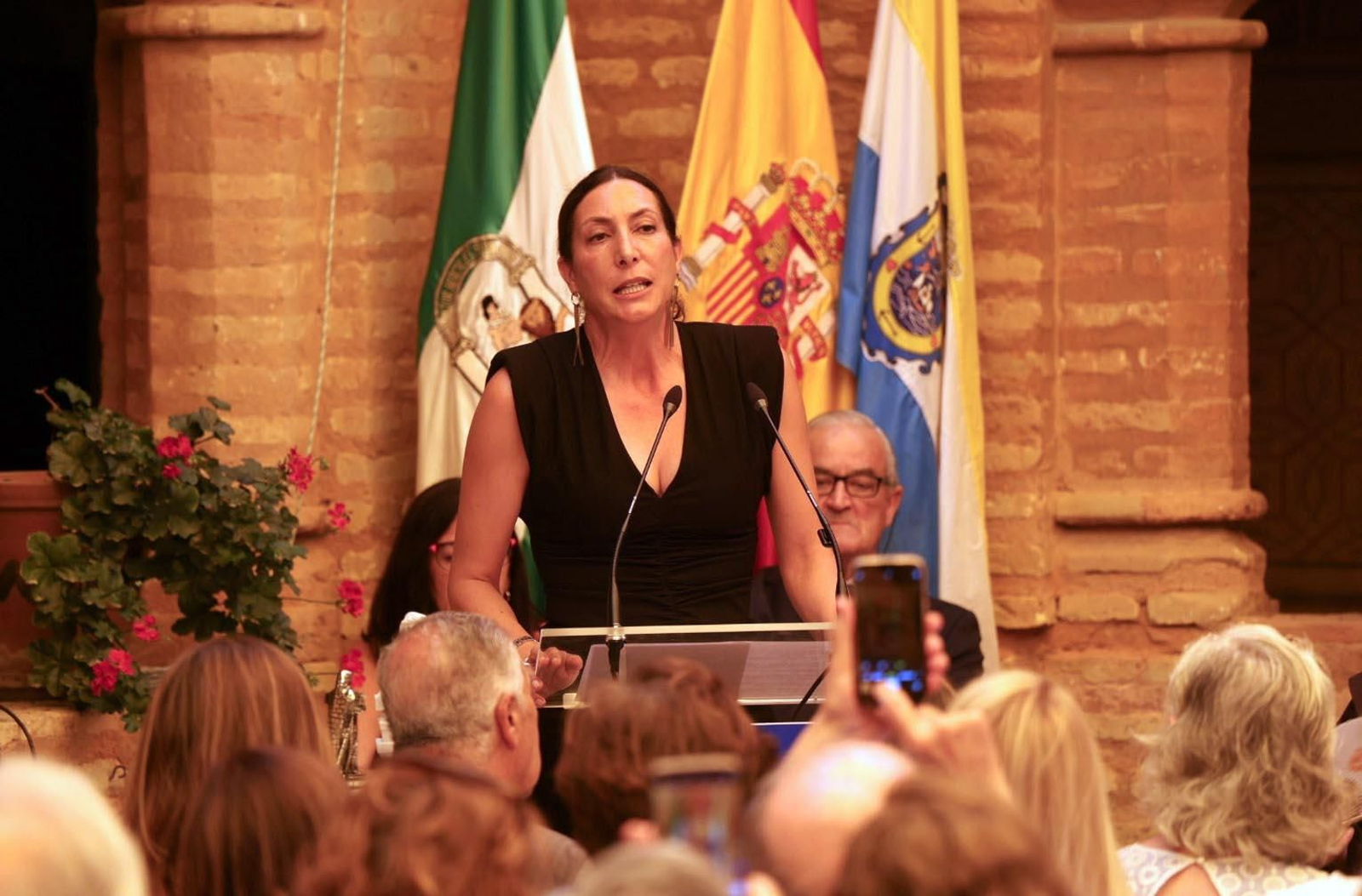 Imágenes del acto institucional de la Real Sociedad Colombina Onubense en el Monasterio de La Rábida