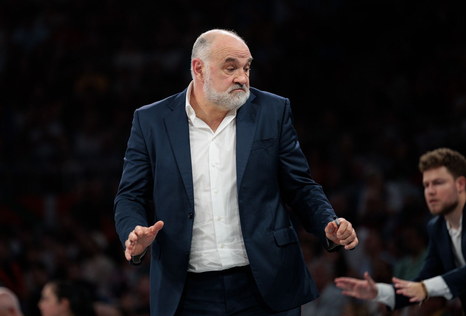 El Madrid tumba al Baskonia y espera a Unicaja o Barcelona en semifinales