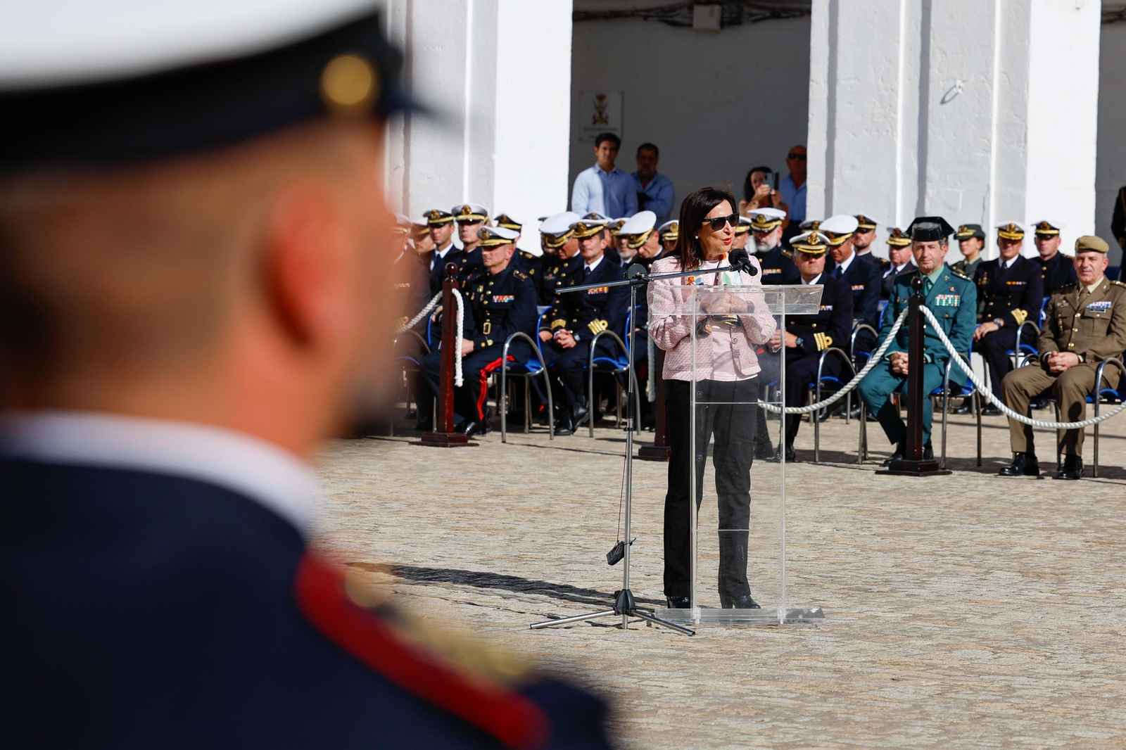 Las condecoraciones a los infantes de marina que participaron en la misión de la DANA, en imágenes