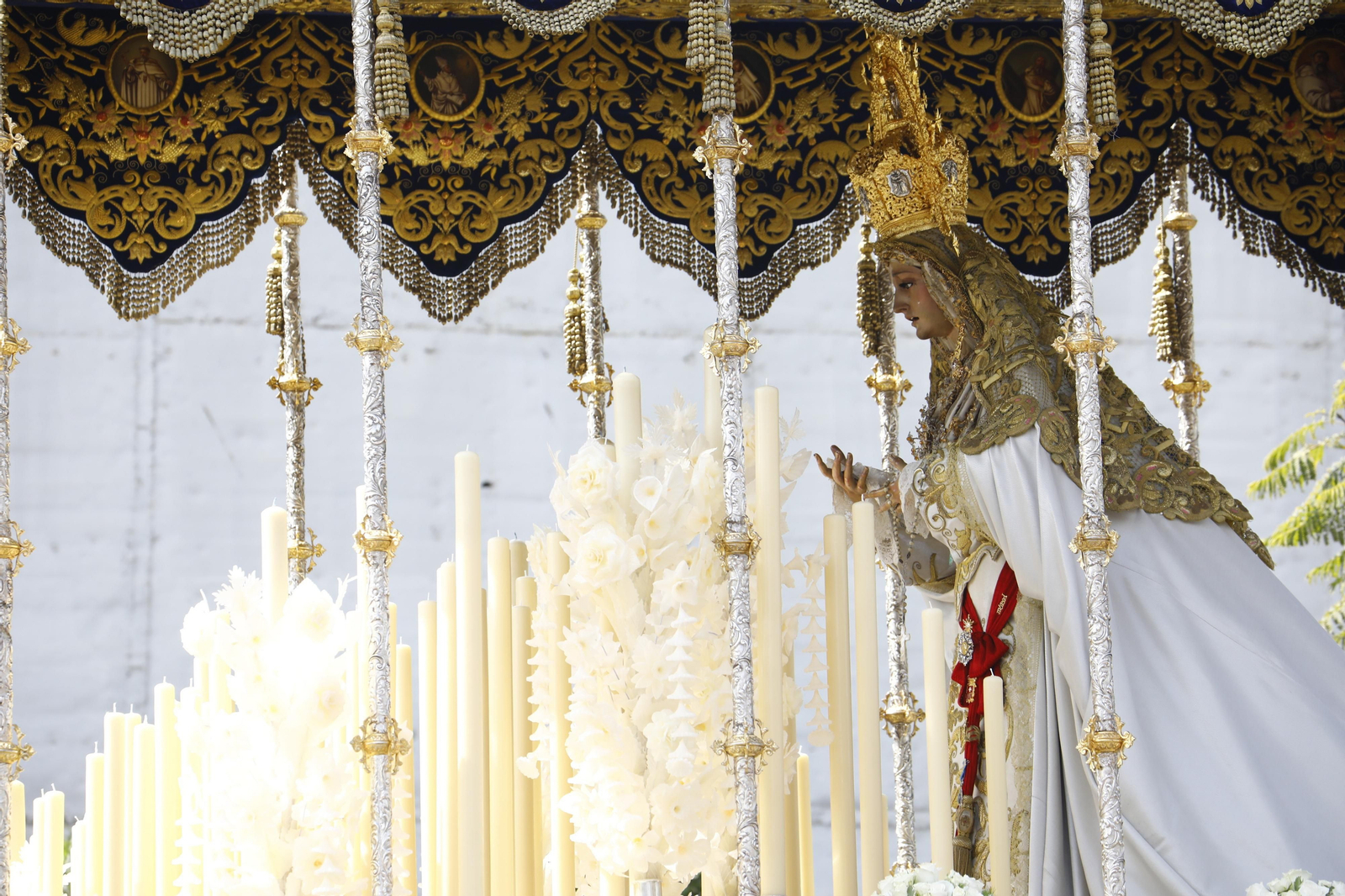 Lunes Santo en Córdoba: La procesión de la Merced, en imágenes