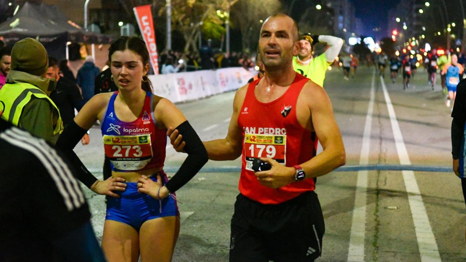 En imágenes: búscate en tu llegada a meta de la Carrera de San Antón 2025 (3)