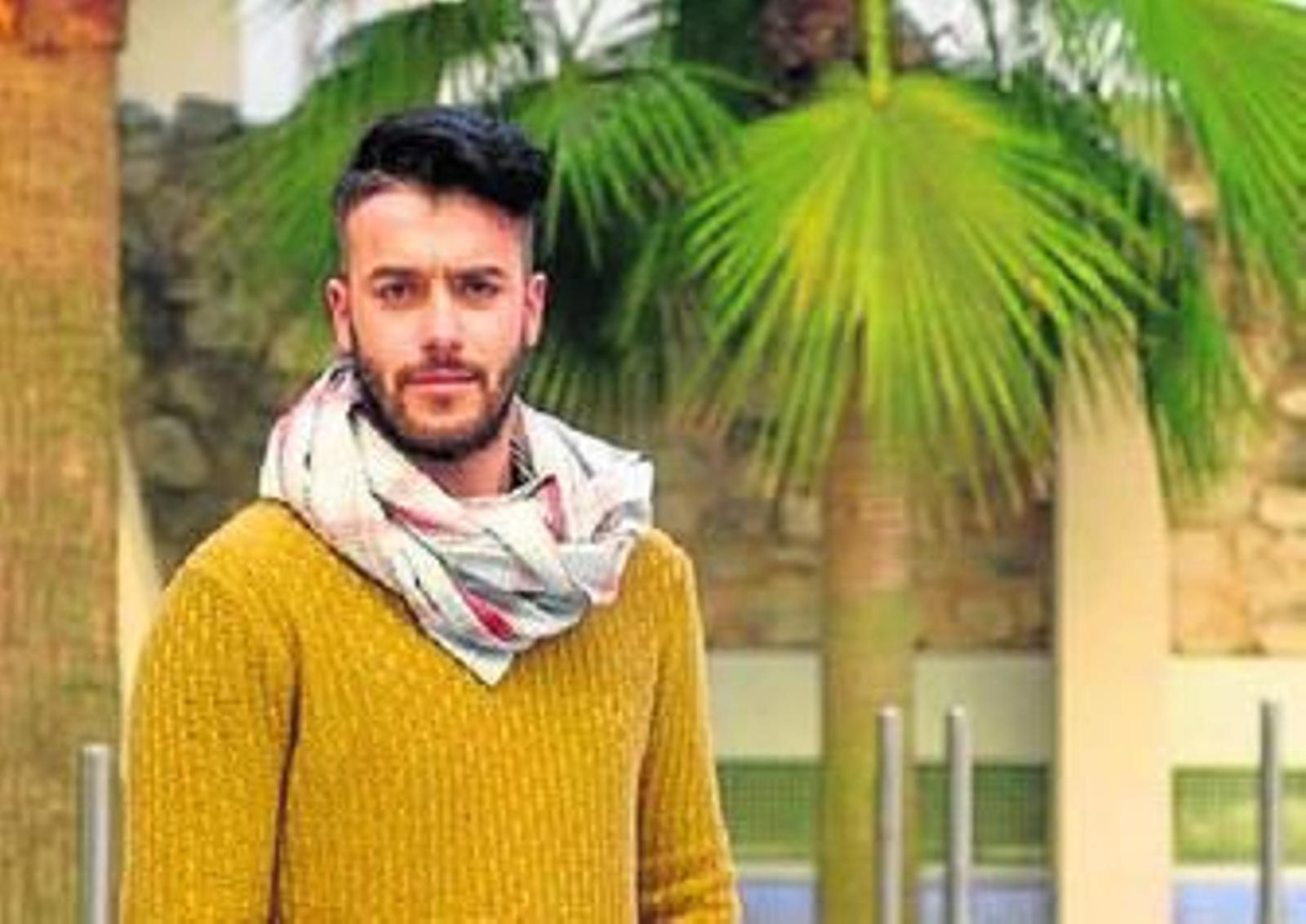 El cantante sanluqueño está inmerso en la promoción del tercer single.